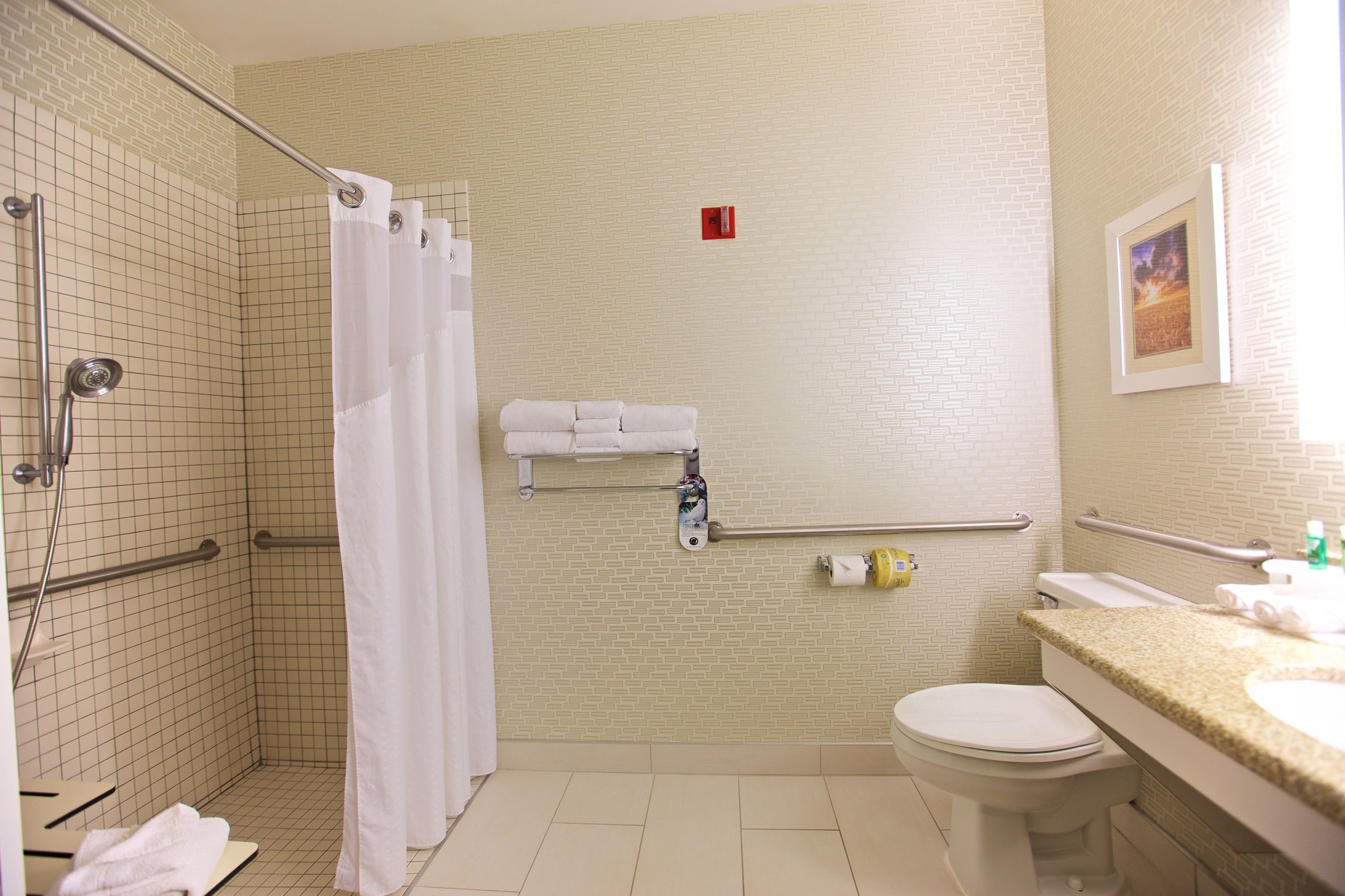 Holiday Inn Express Fargo - West Acres