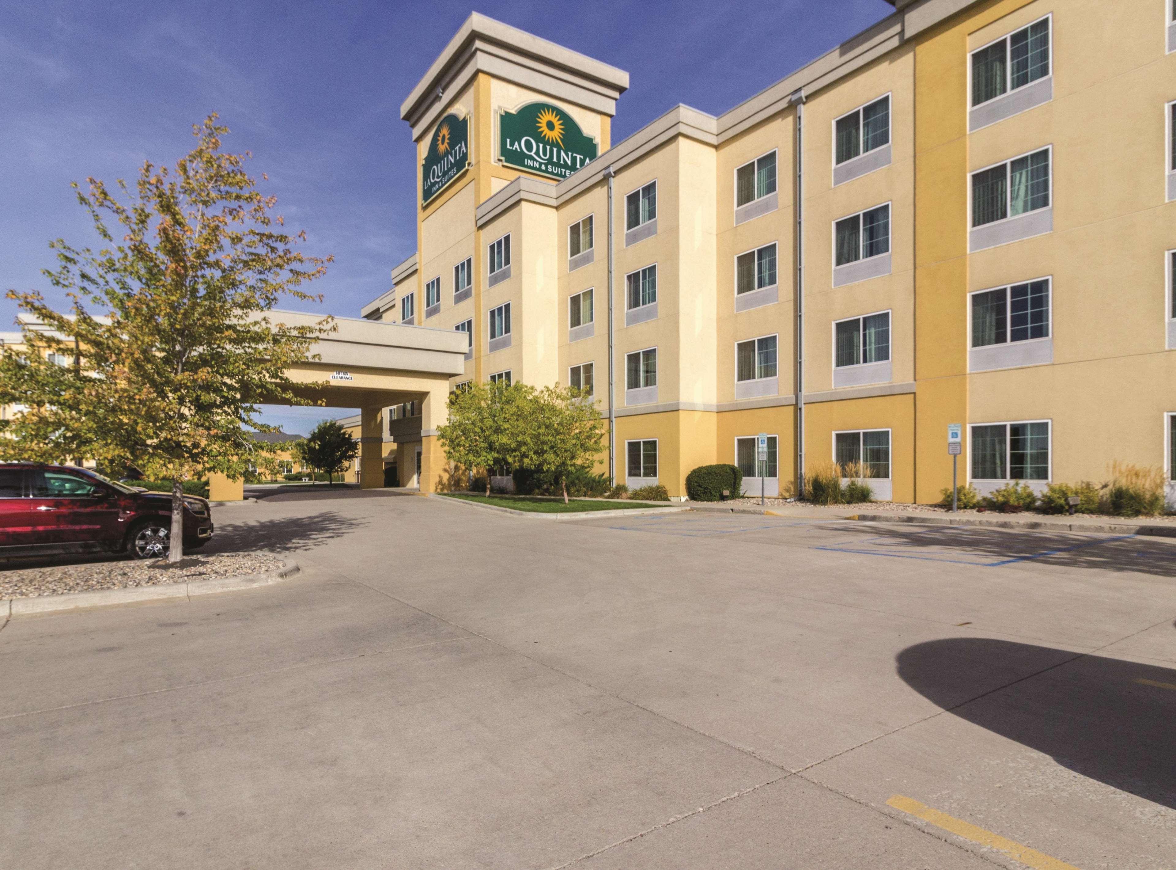 La Quinta Inn & Suites by Wyndham Fargo-Medical Center