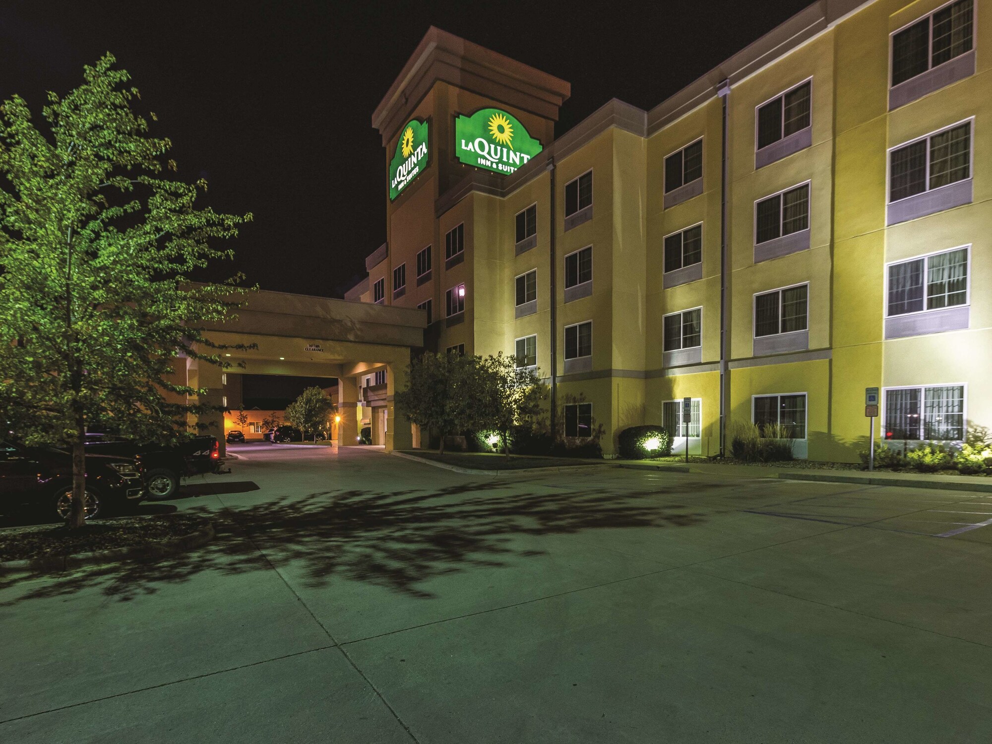 La Quinta Inn & Suites by Wyndham Fargo-Medical Center