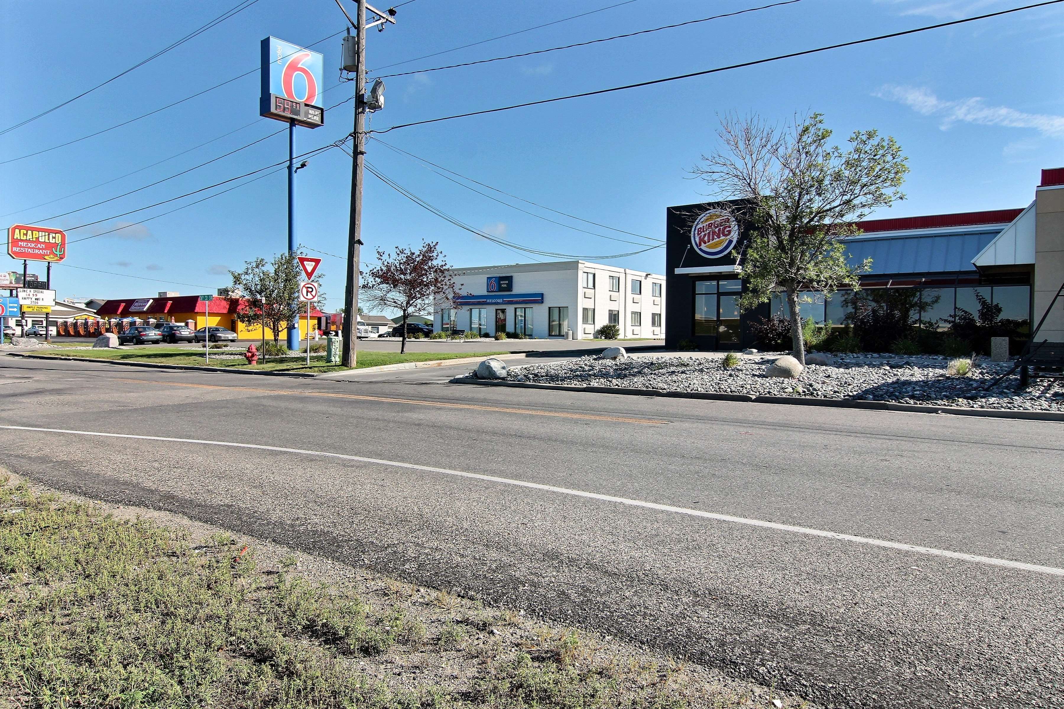 Motel 6 Fargo