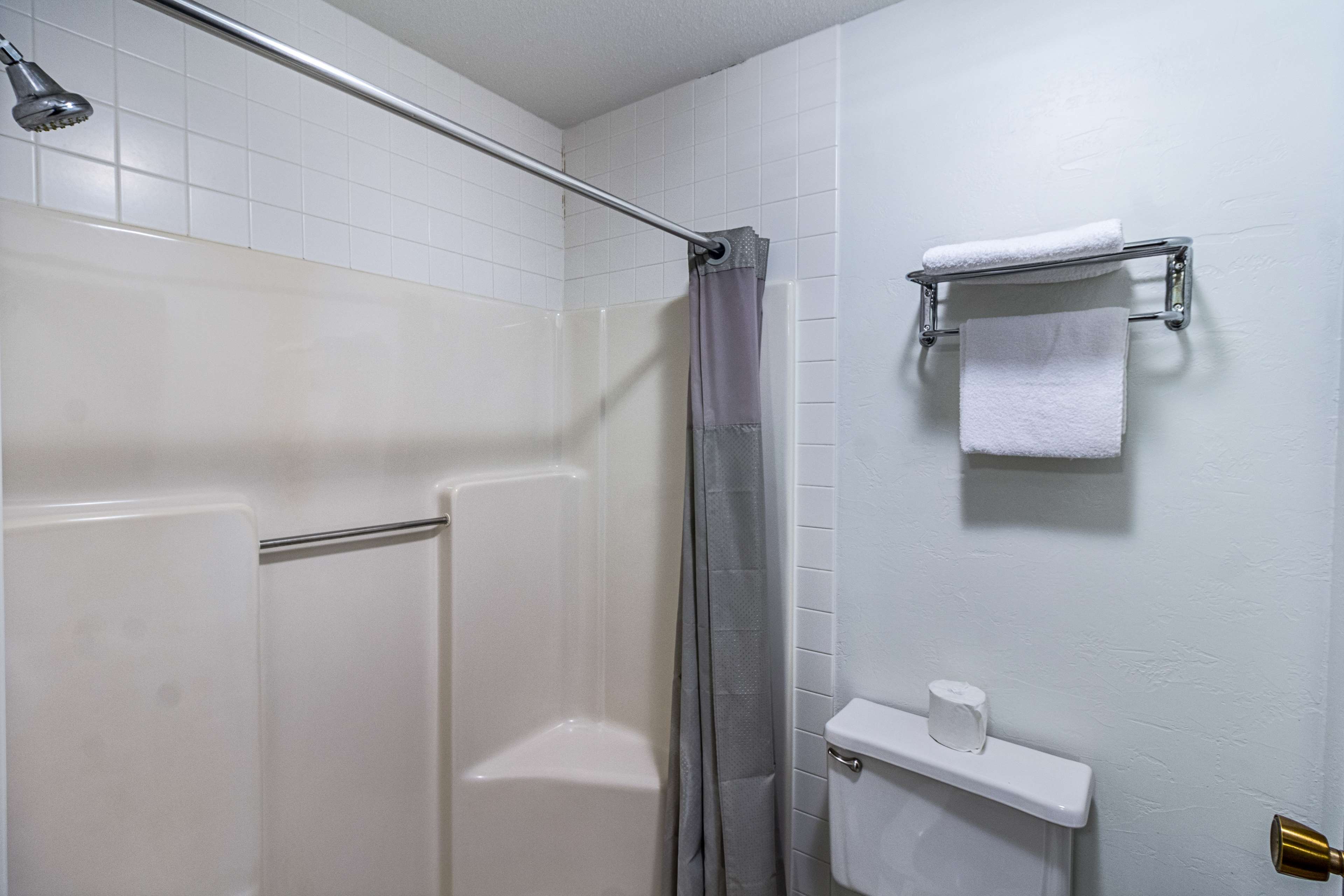 Motel 6 Fargo- South