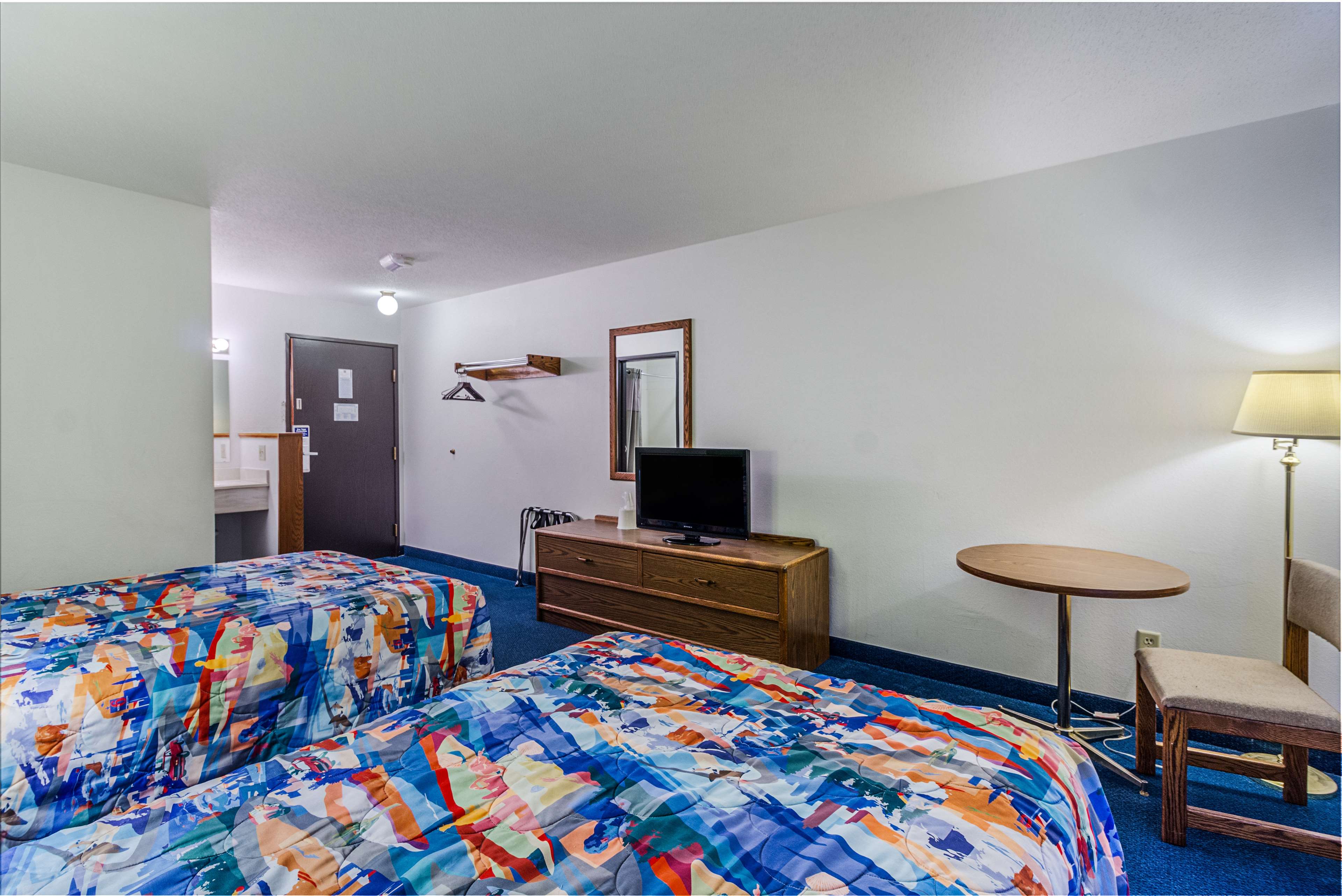 Motel 6 Fargo- South