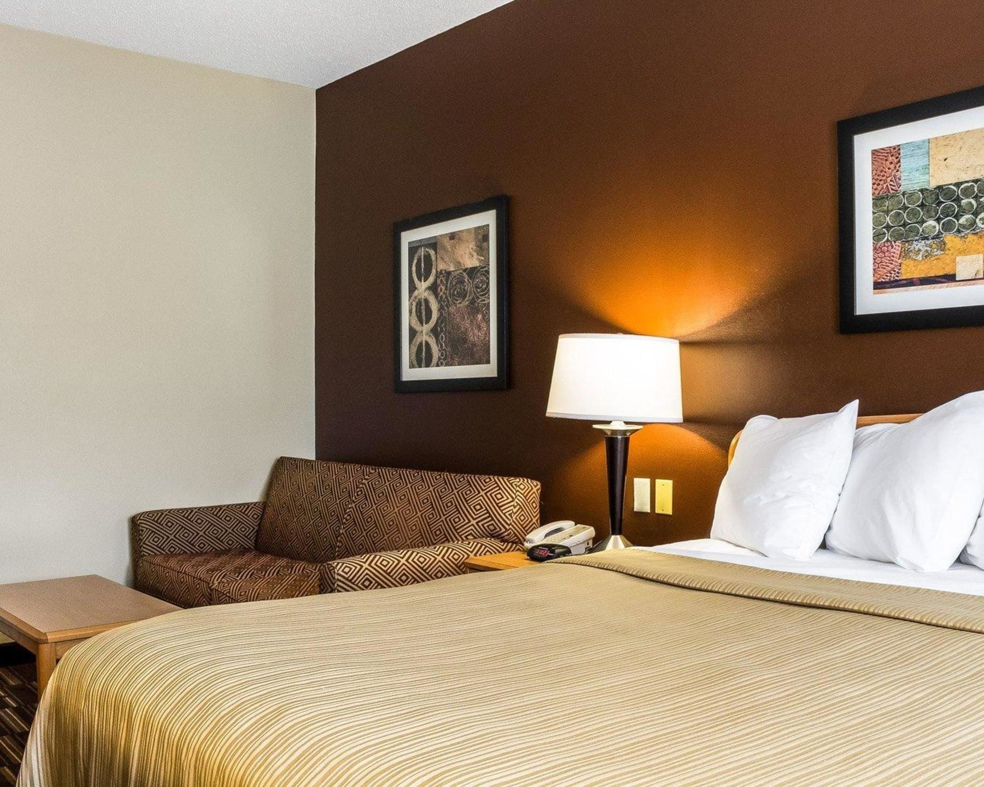 Quality Suites Fargo