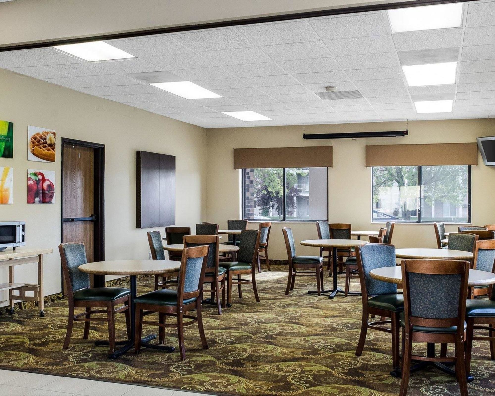 Quality Suites Fargo