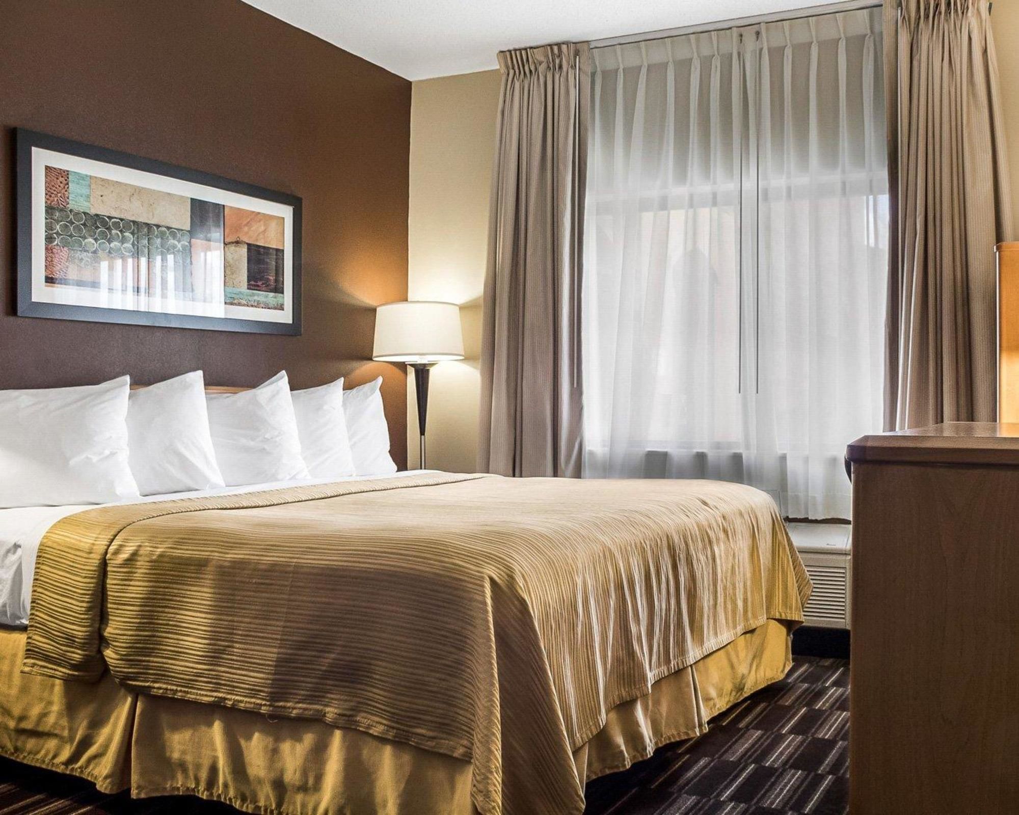 Quality Suites Fargo