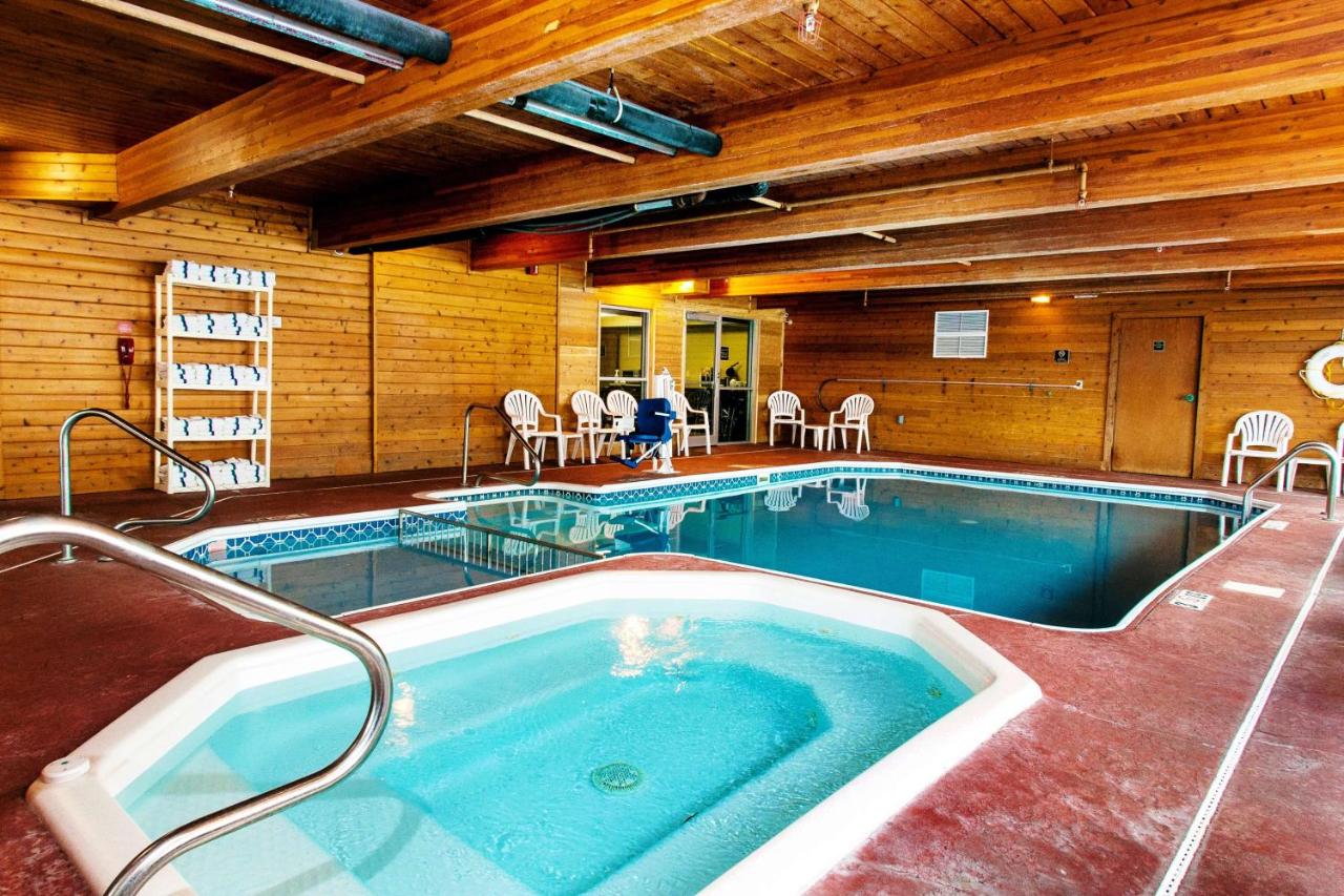 Red Roof Inn Fargo