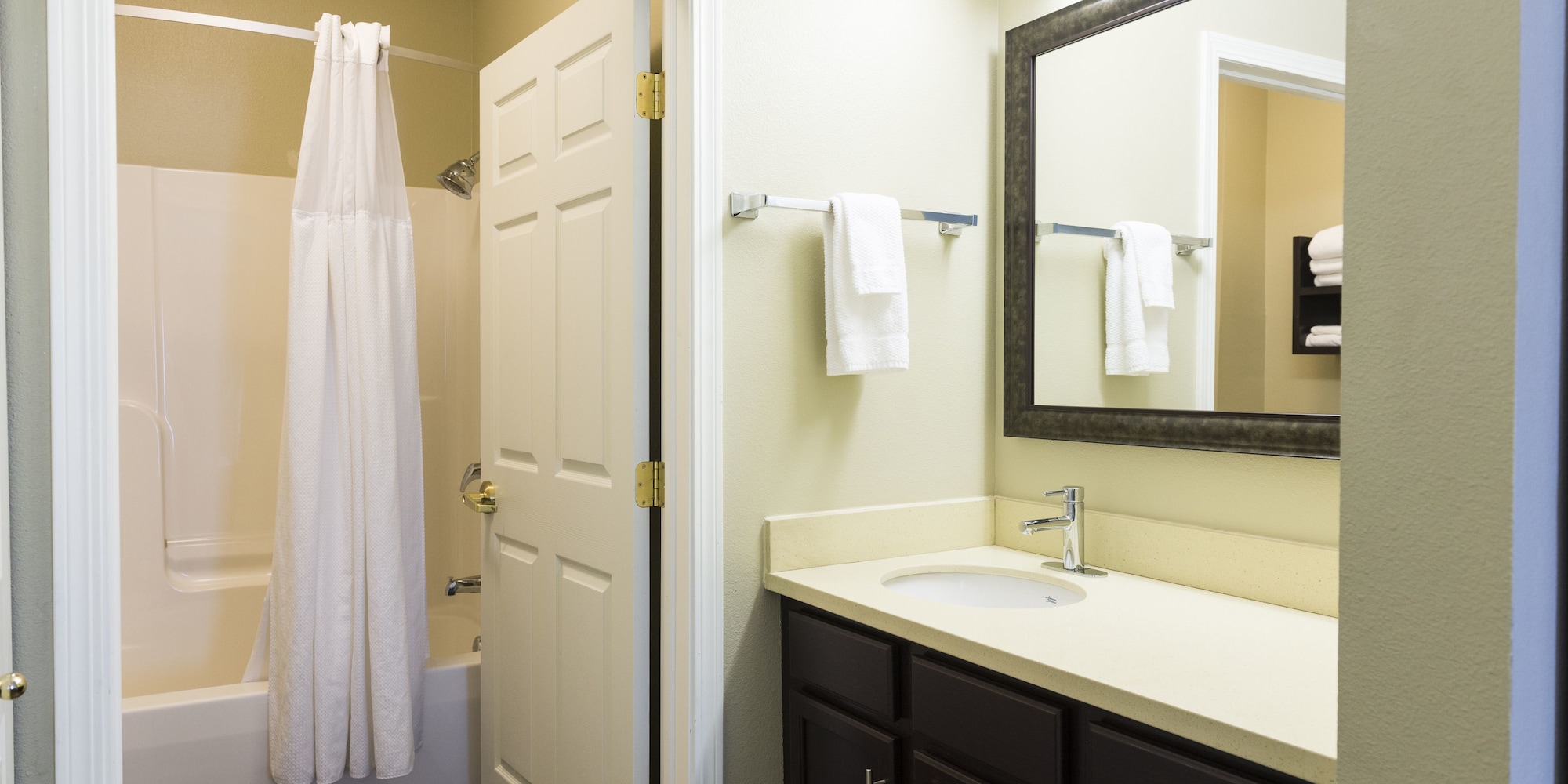 Staybridge Suites Fargo