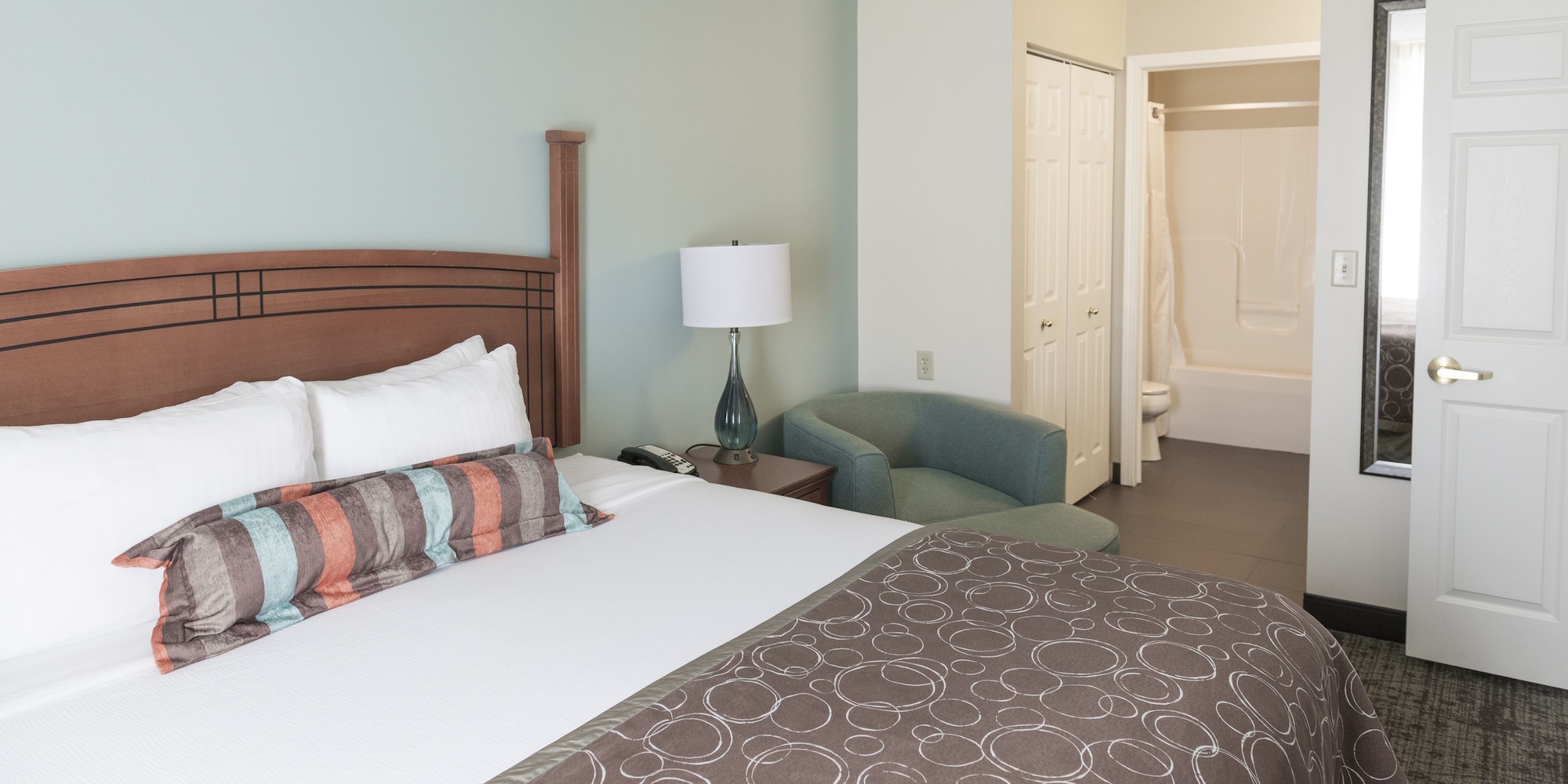 Staybridge Suites Fargo