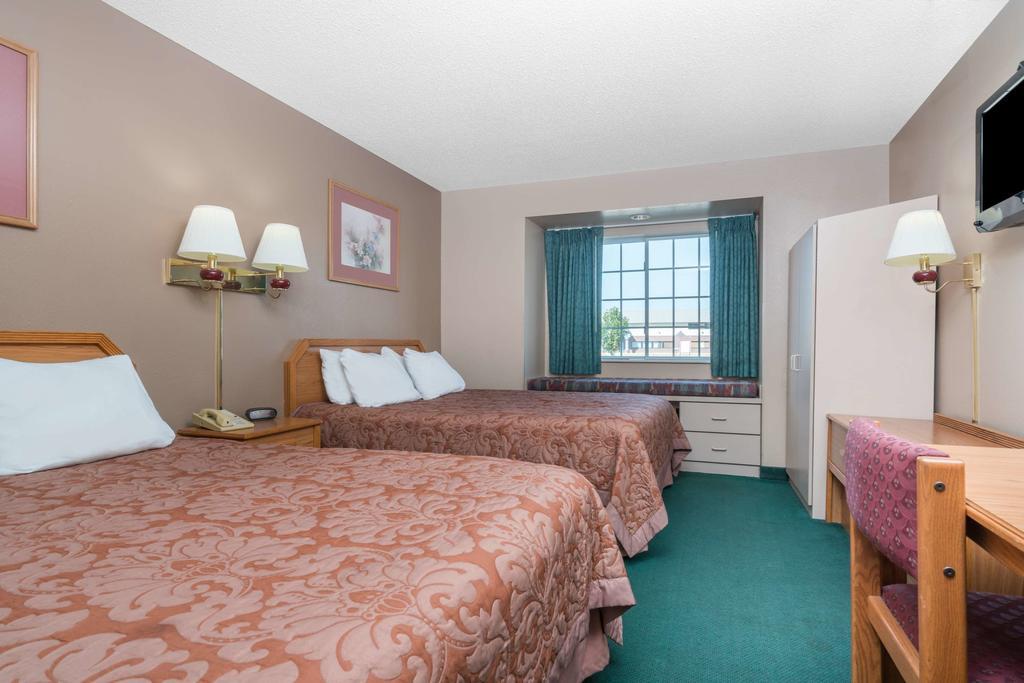 Fargo Airport Inn