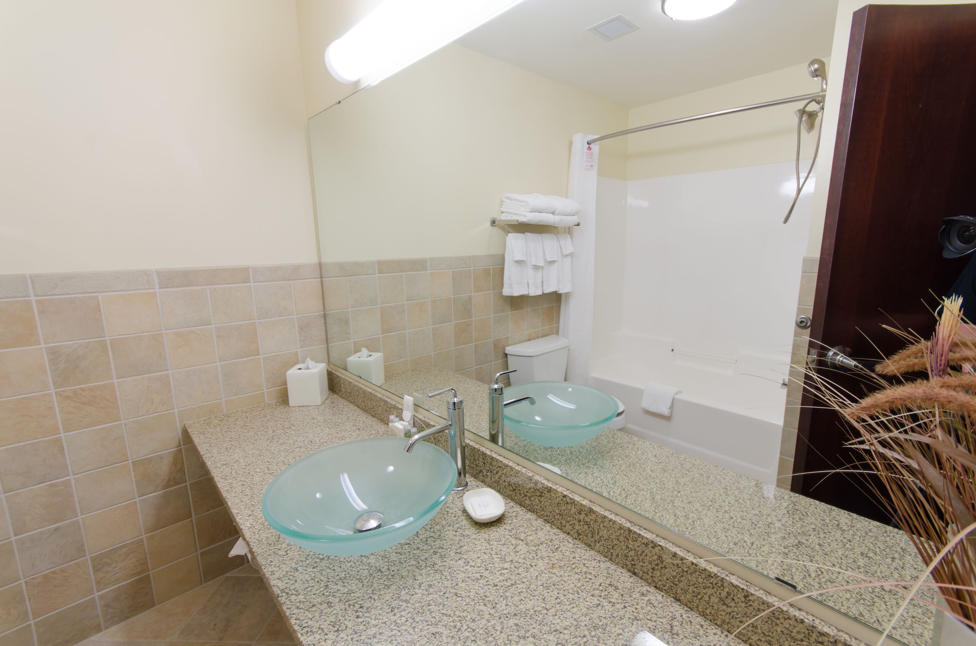 Canad Inns Destination Centre Grand Forks
