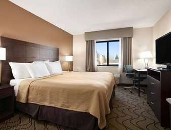 Days Inn by Wyndham Grand Forks Columbia Mall