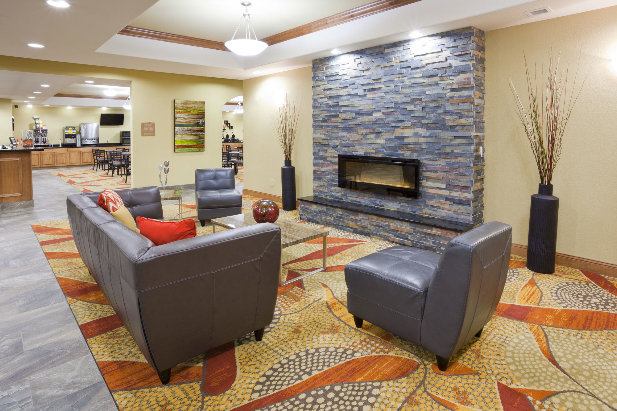 Grand Forks Lodge And Suites