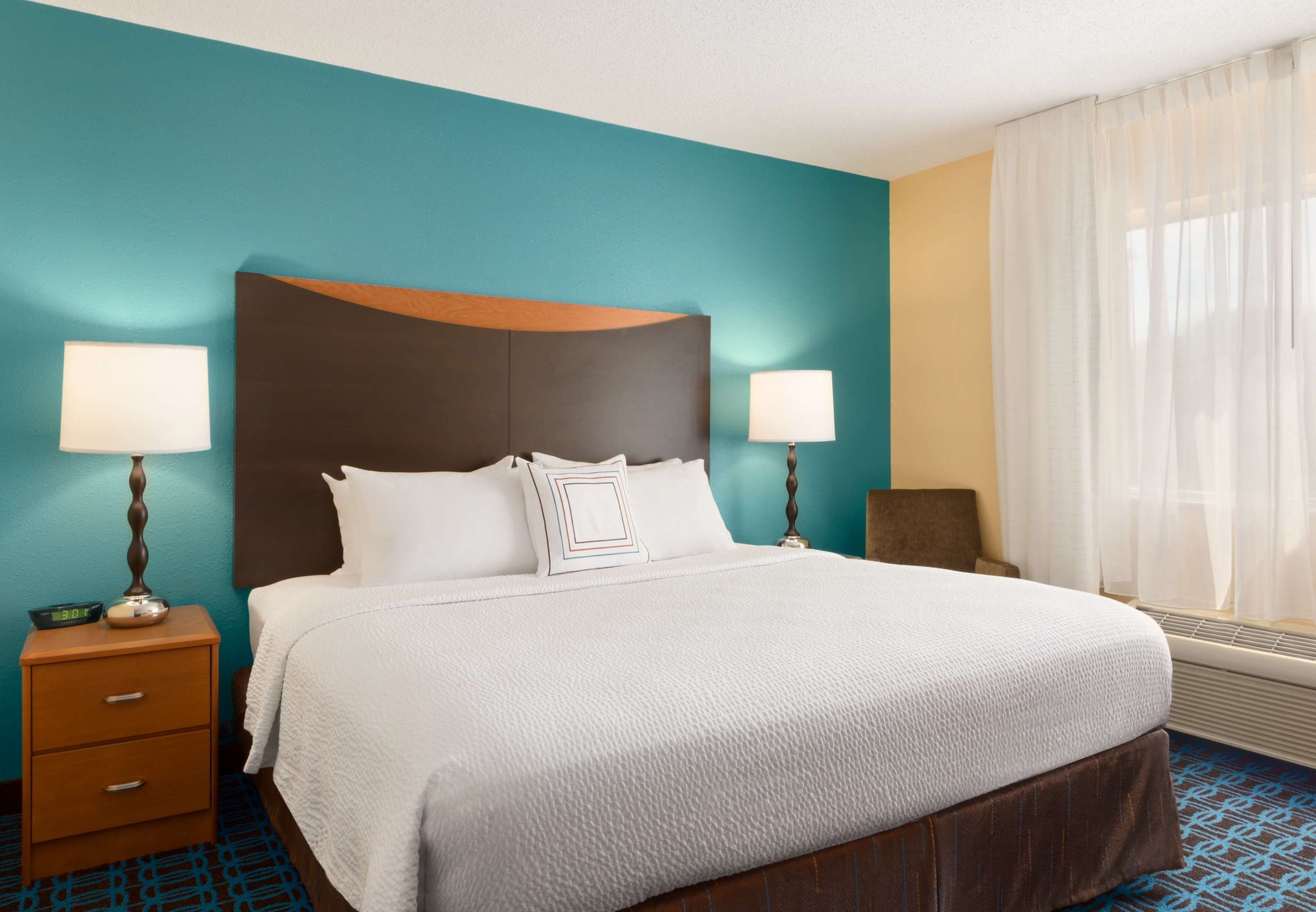AmeriVu Inn & Suites - Grand Forks