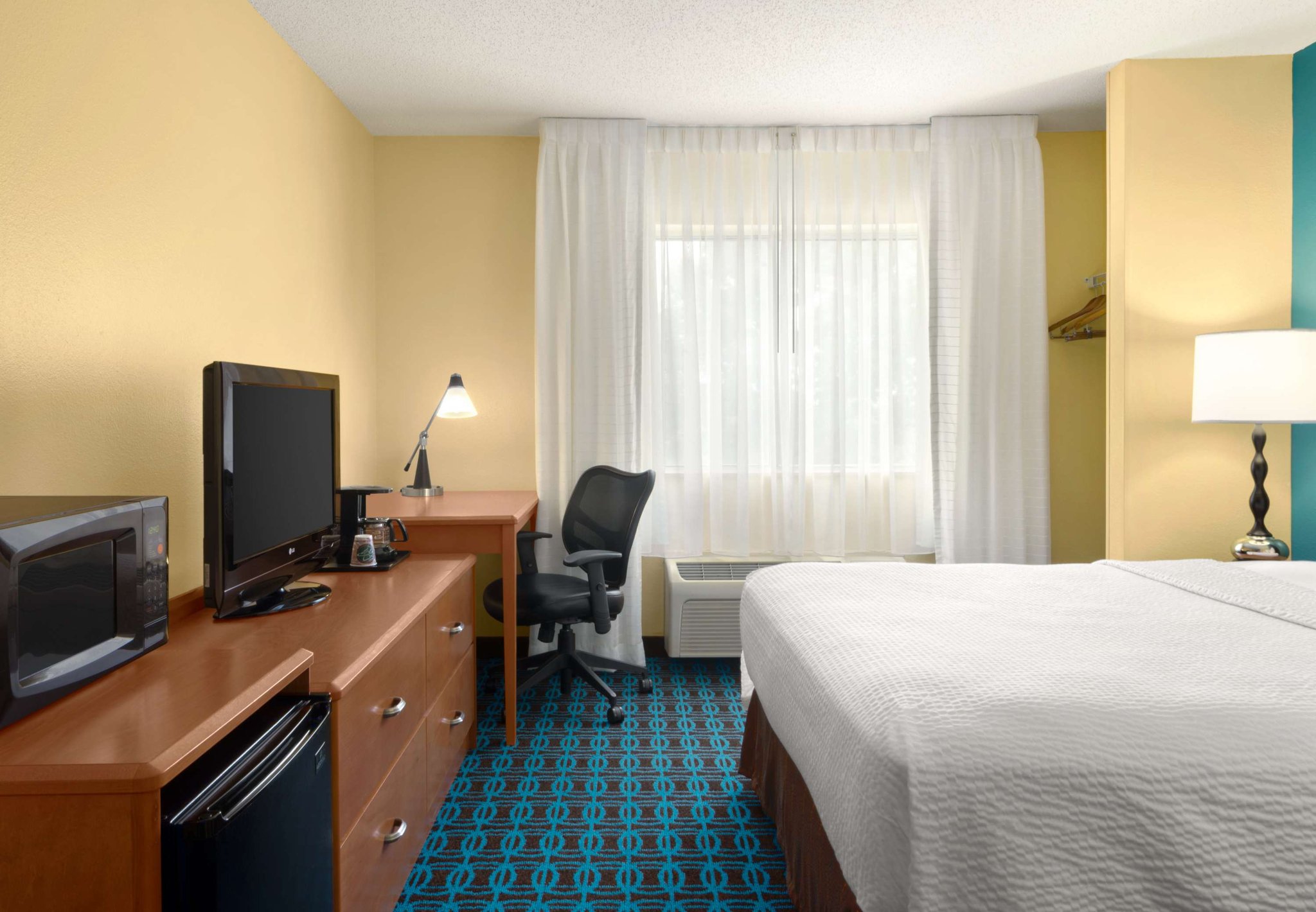 AmeriVu Inn & Suites - Grand Forks