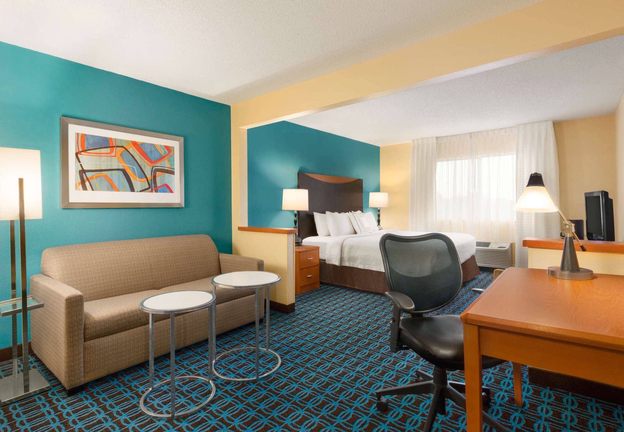 AmeriVu Inn & Suites - Grand Forks
