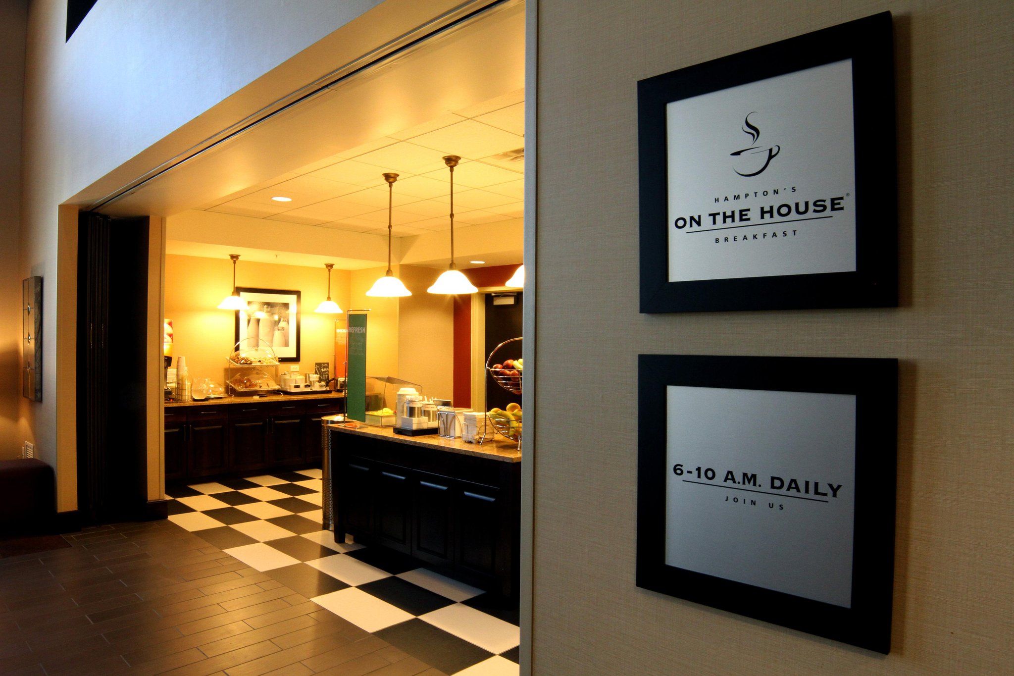 Hampton Inn And Suites Grand Forks