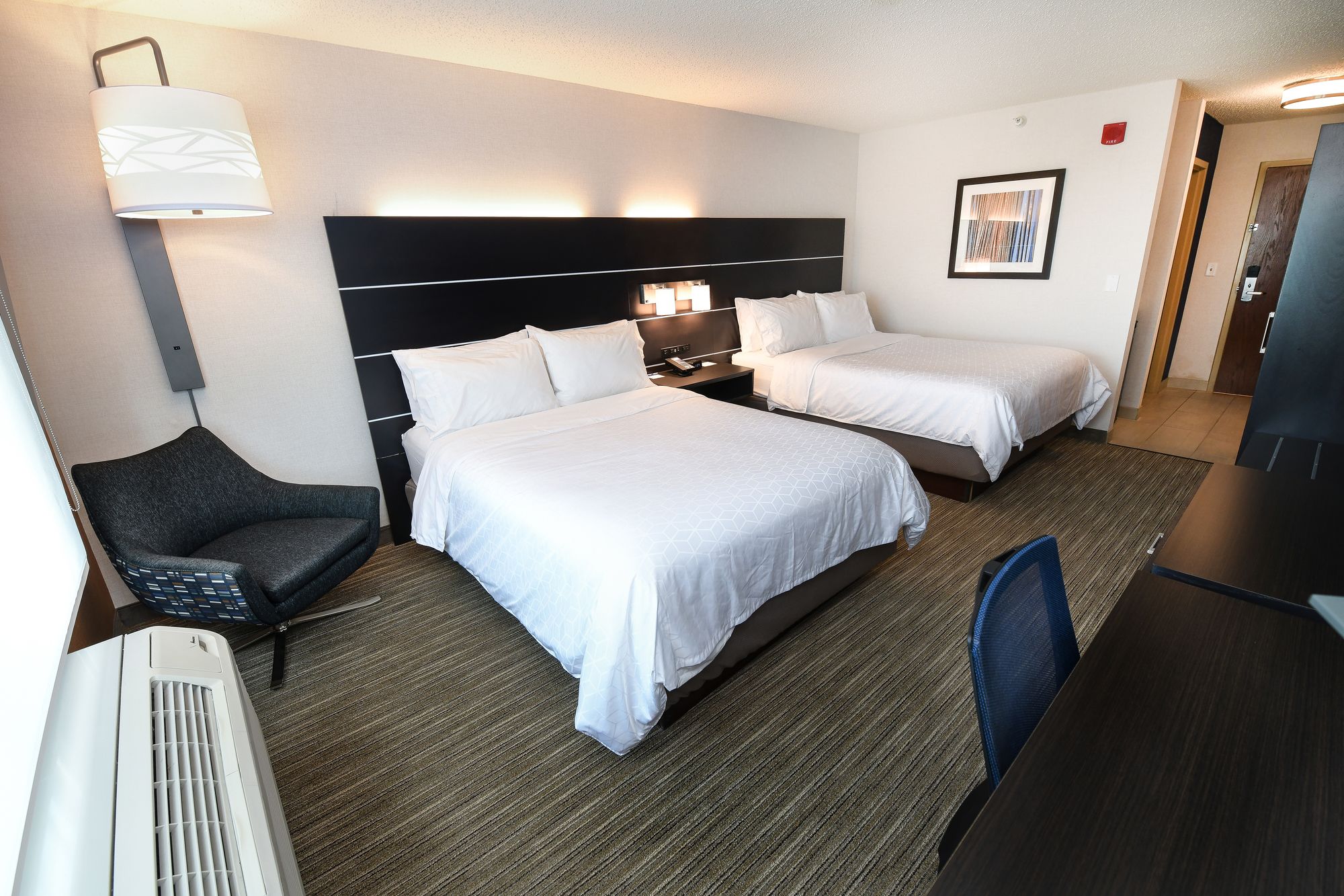 Holiday Inn Express & Suites Grand Forks