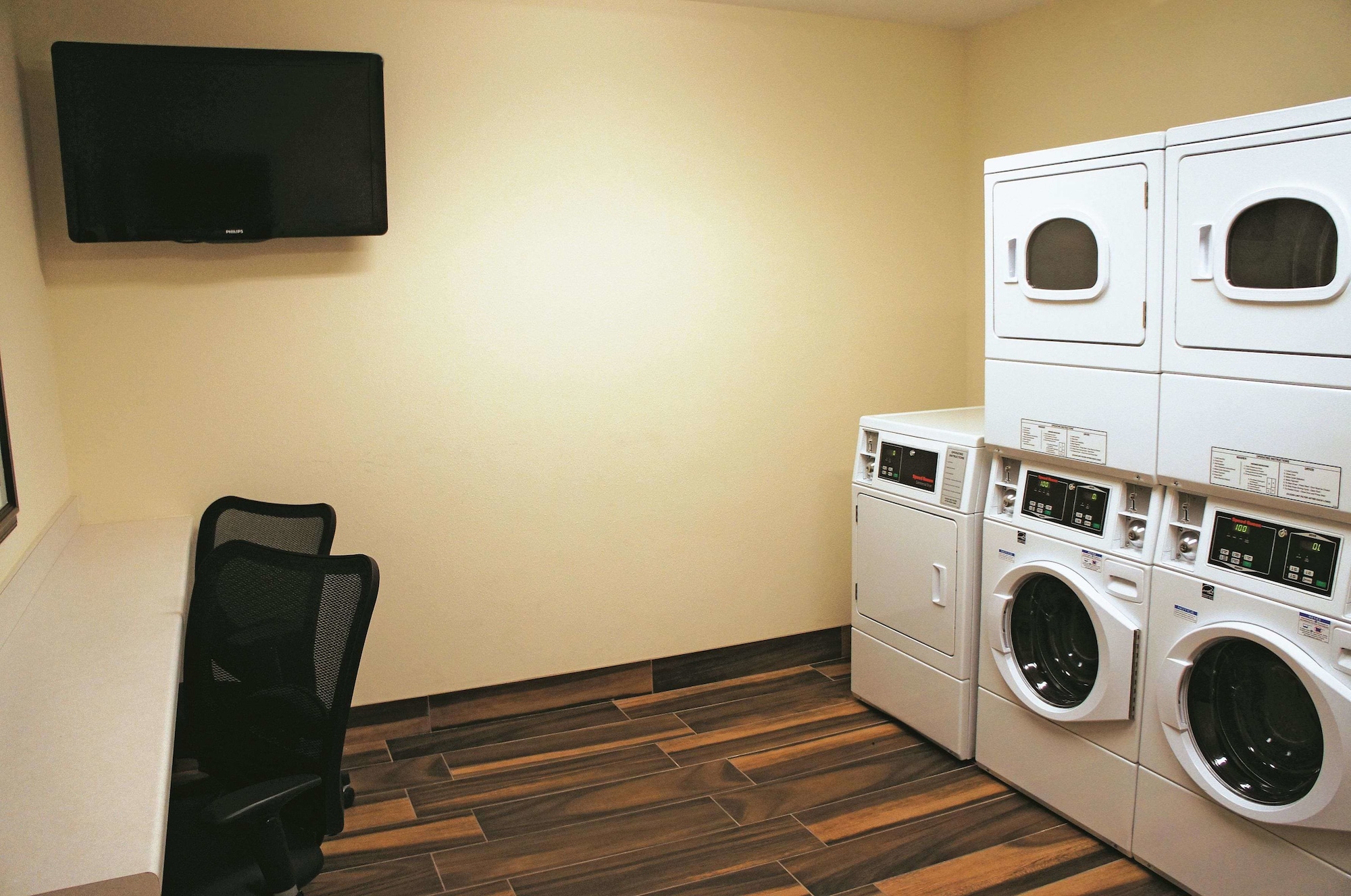 La Quinta Inn & Suites by Wyndham Grand Forks