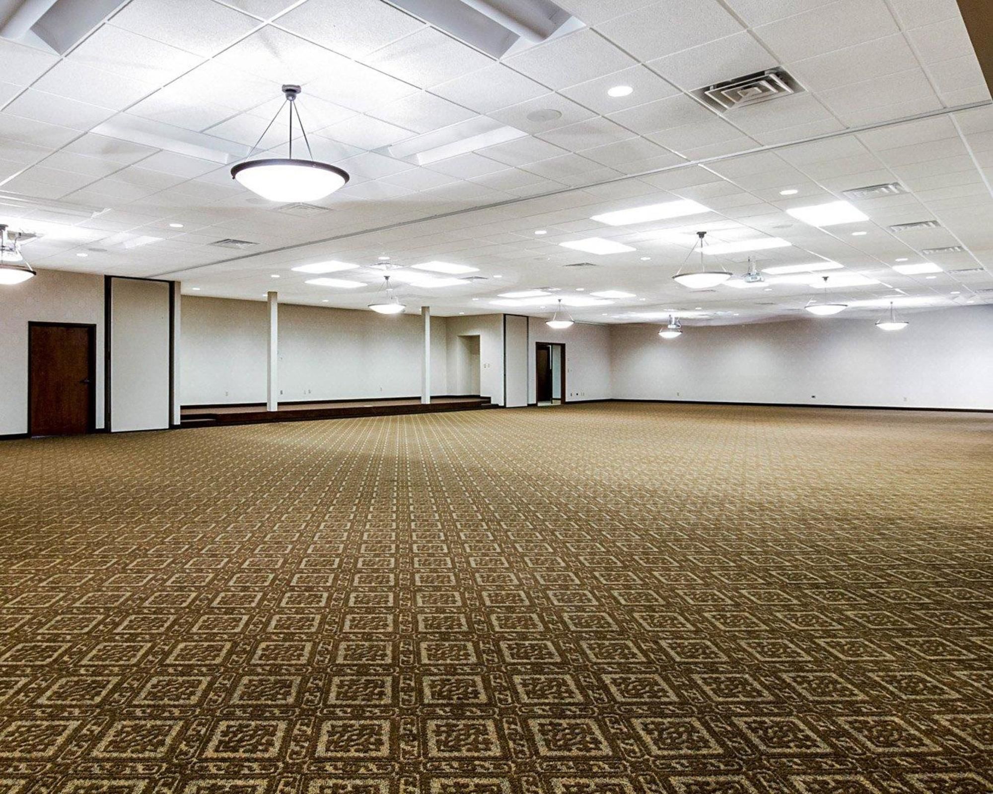 Baymont by Wyndham Jamestown Conference Center & Water Park