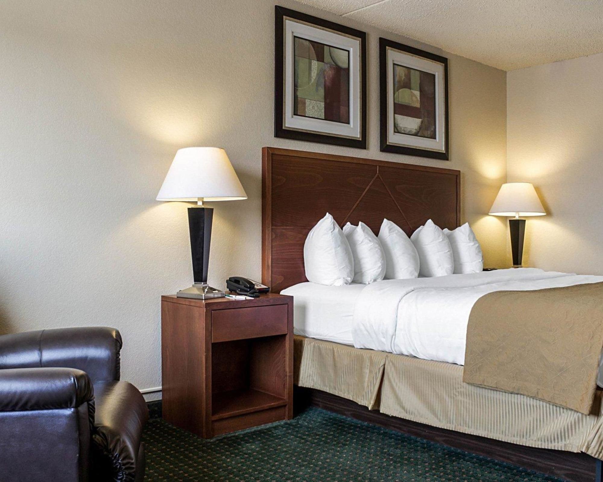 Baymont by Wyndham Jamestown Conference Center & Water Park
