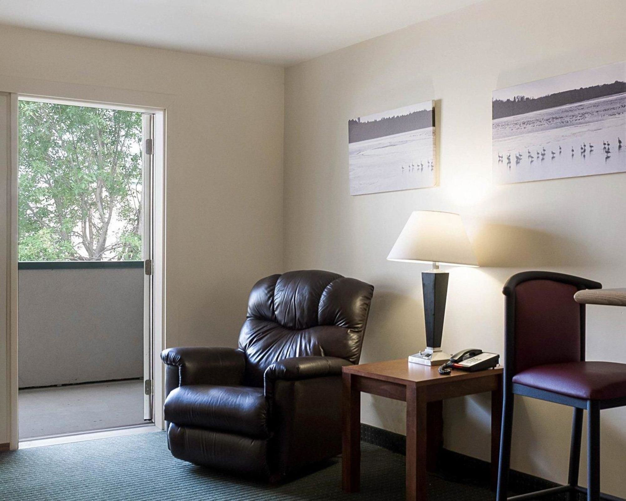Baymont by Wyndham Jamestown Conference Center & Water Park