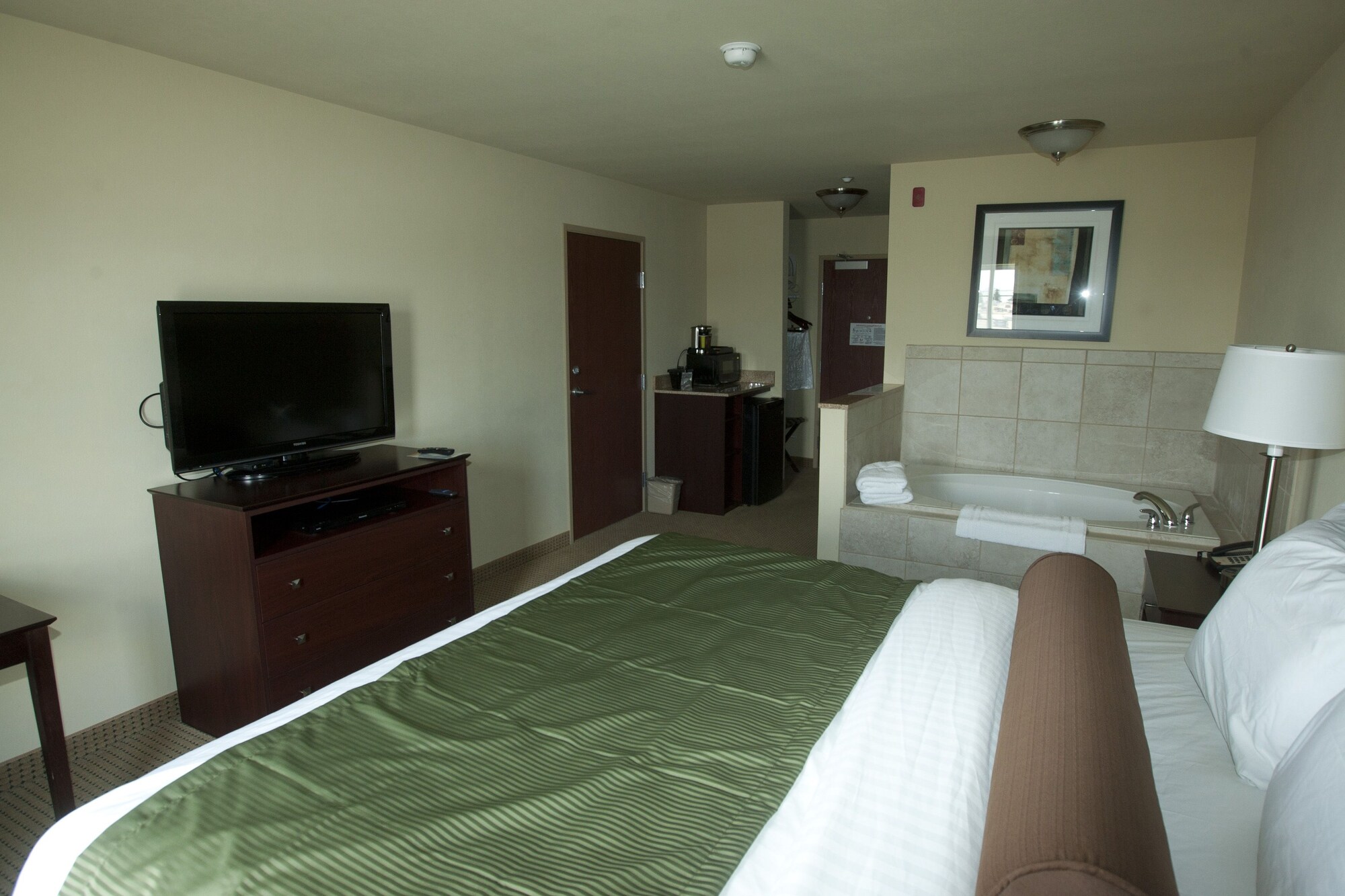 Cobblestone Inn & Suites in Langdon