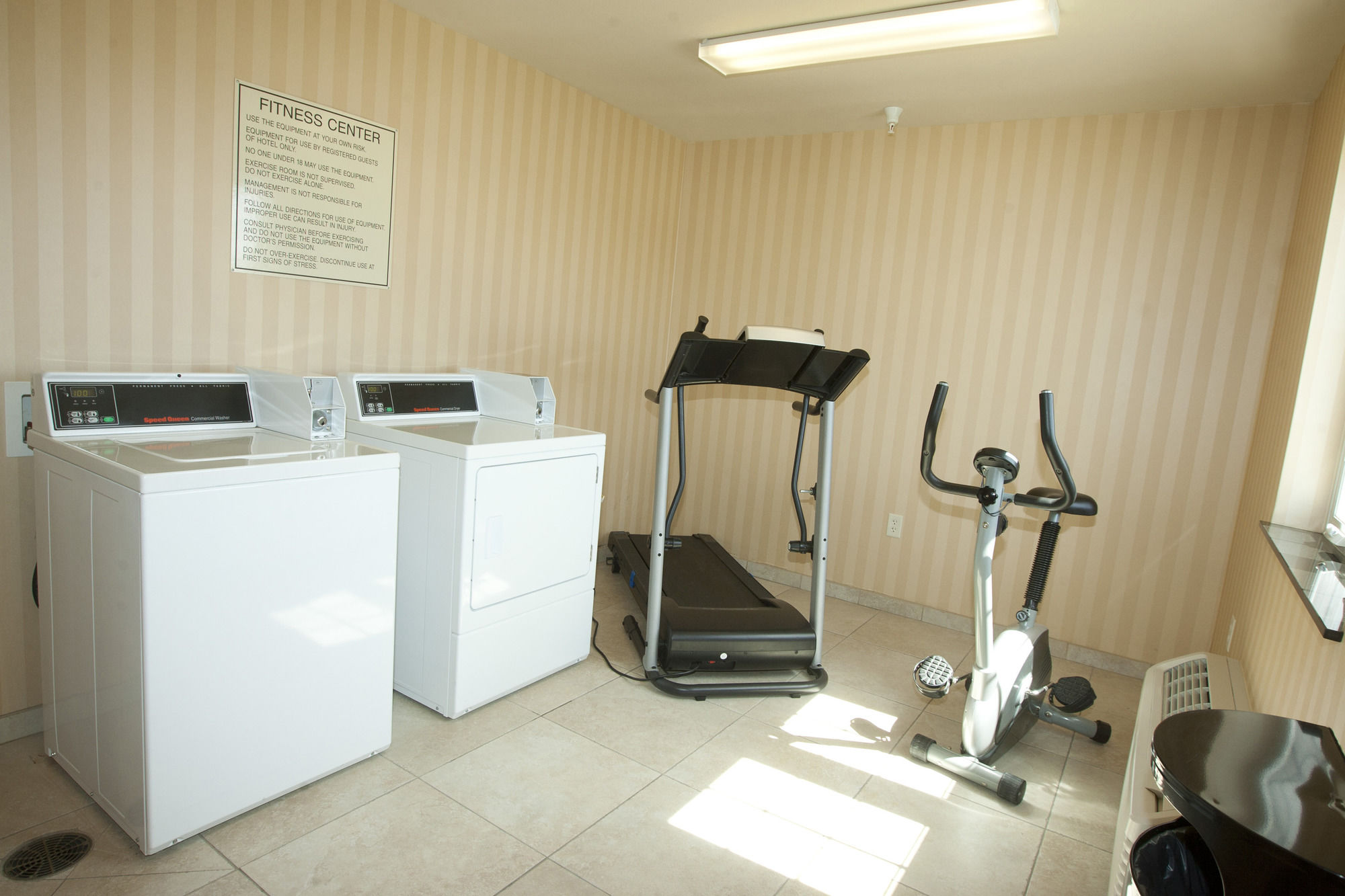 Cobblestone Inn & Suites in Langdon