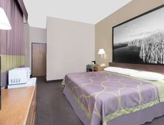 Super 8 by Wyndham Lisbon