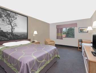 Super 8 by Wyndham Lisbon