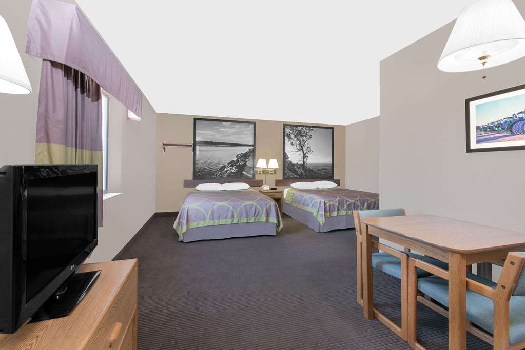 Super 8 by Wyndham Lisbon