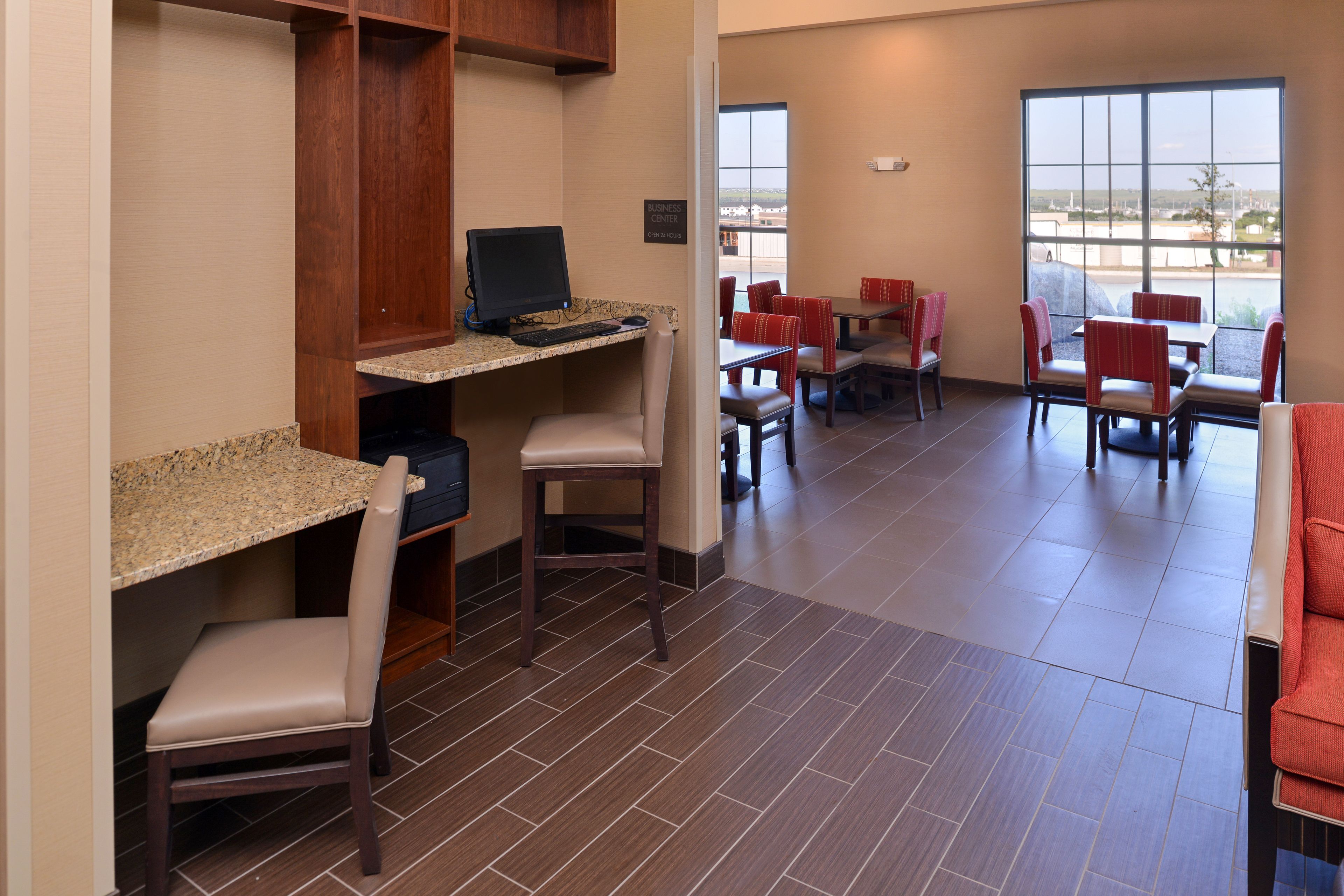 Comfort Inn & Suites Mandan - Bismarck