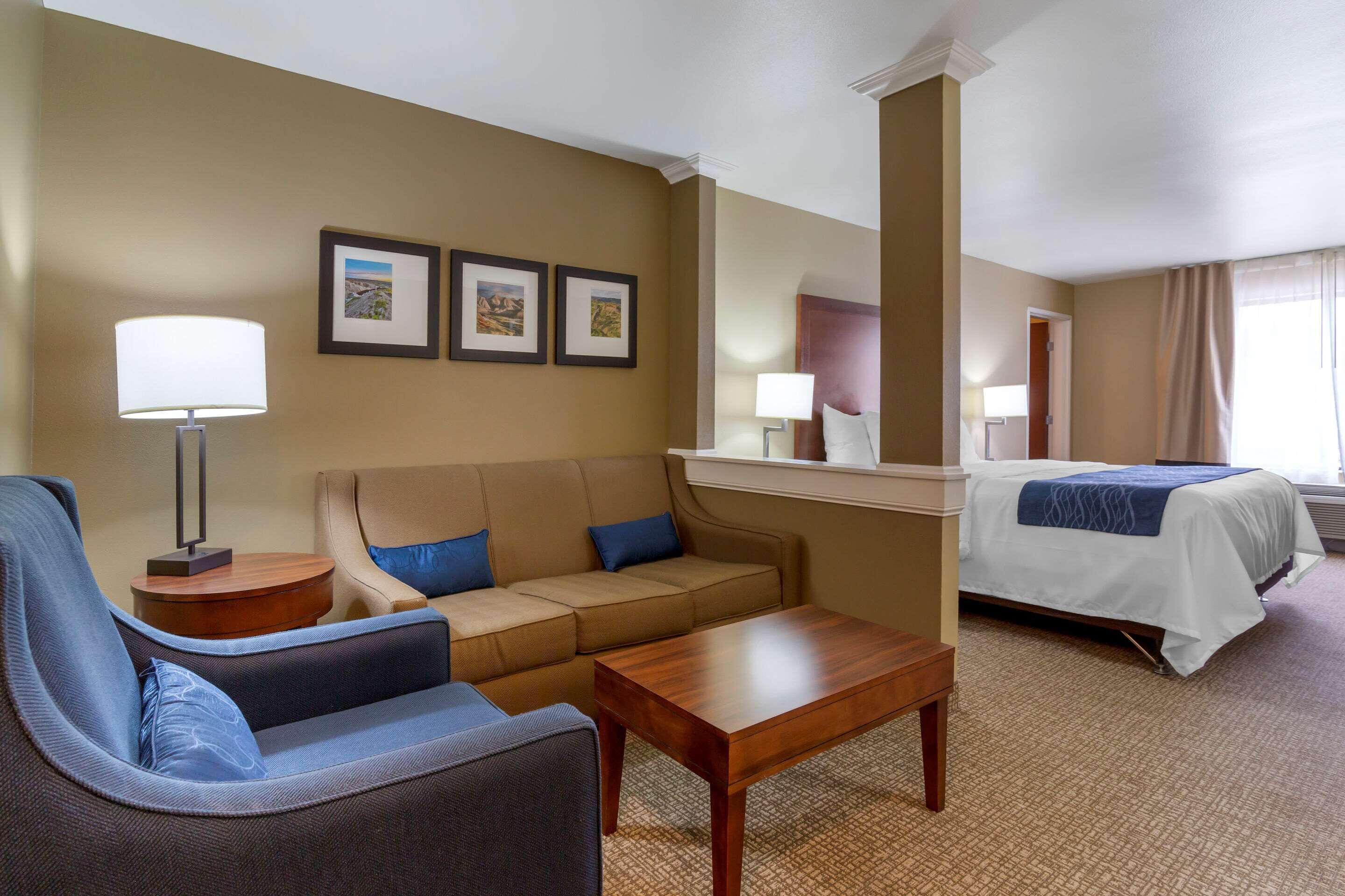 Comfort Inn & Suites Mandan - Bismarck