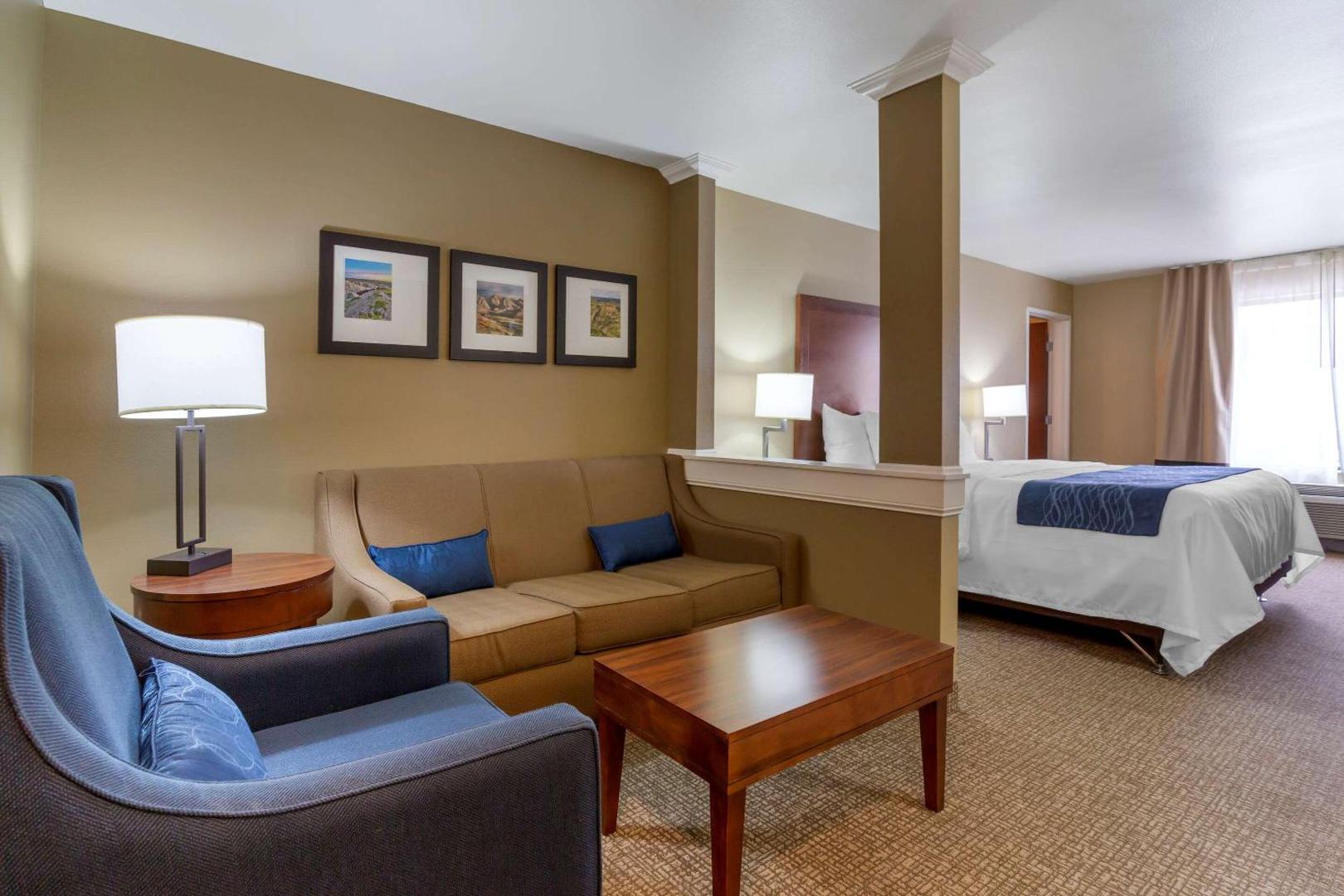 Comfort Inn & Suites Mandan - Bismarck