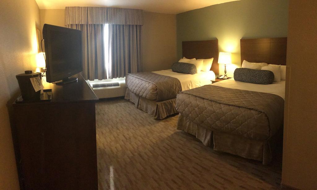 Baymont by Wyndham Minot