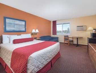 Days Inn by Wyndham Minot