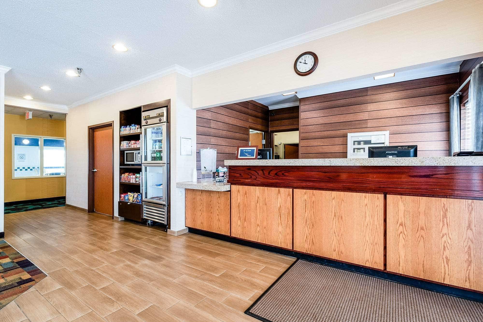 AmericInn by Wyndham Minot