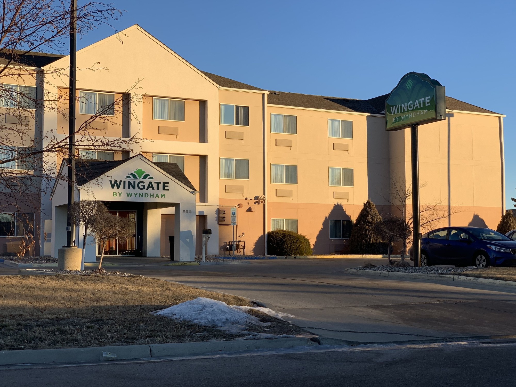 AmericInn by Wyndham Minot