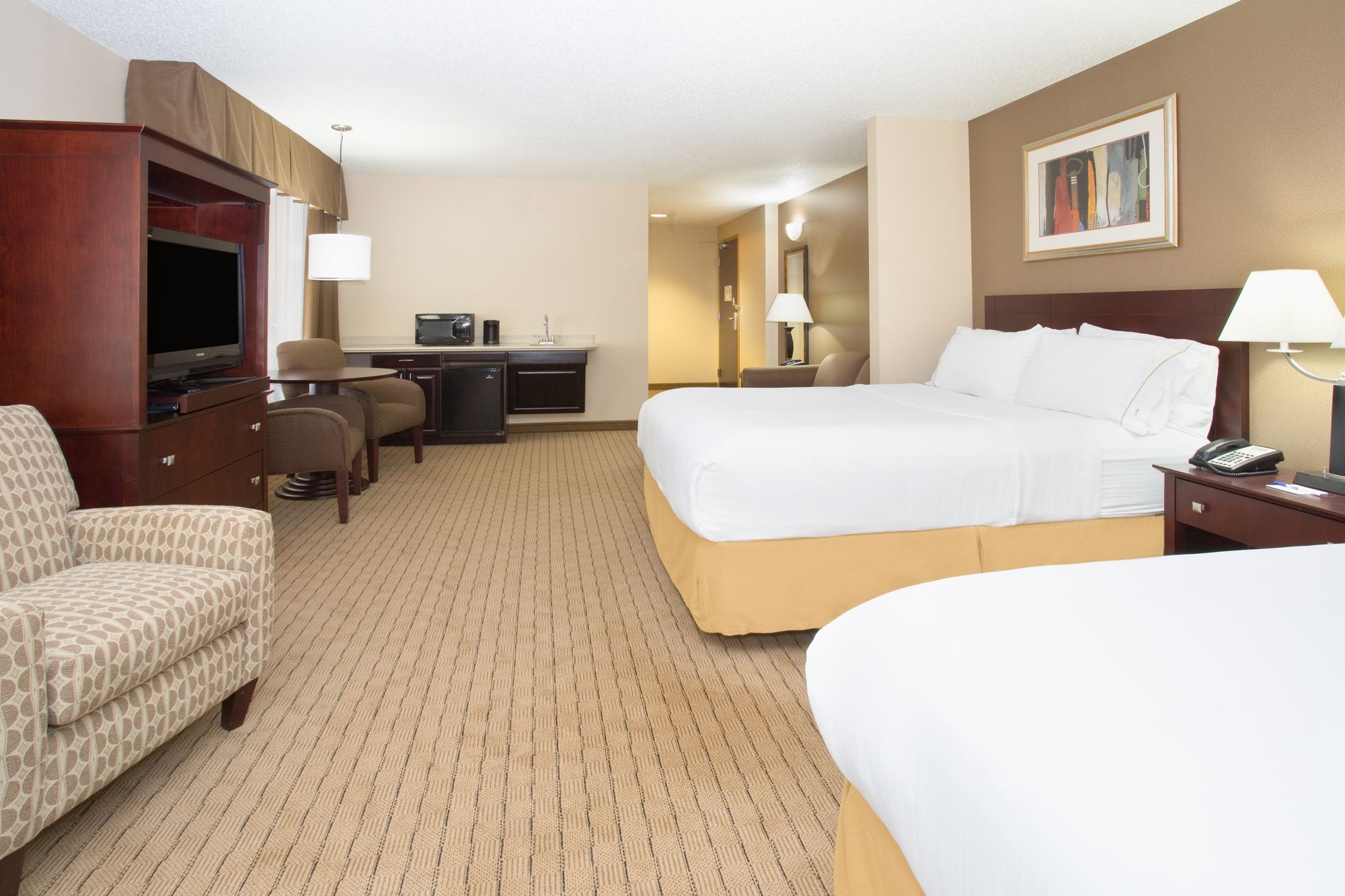 Holiday Inn Express Hotel & Suites Minot South