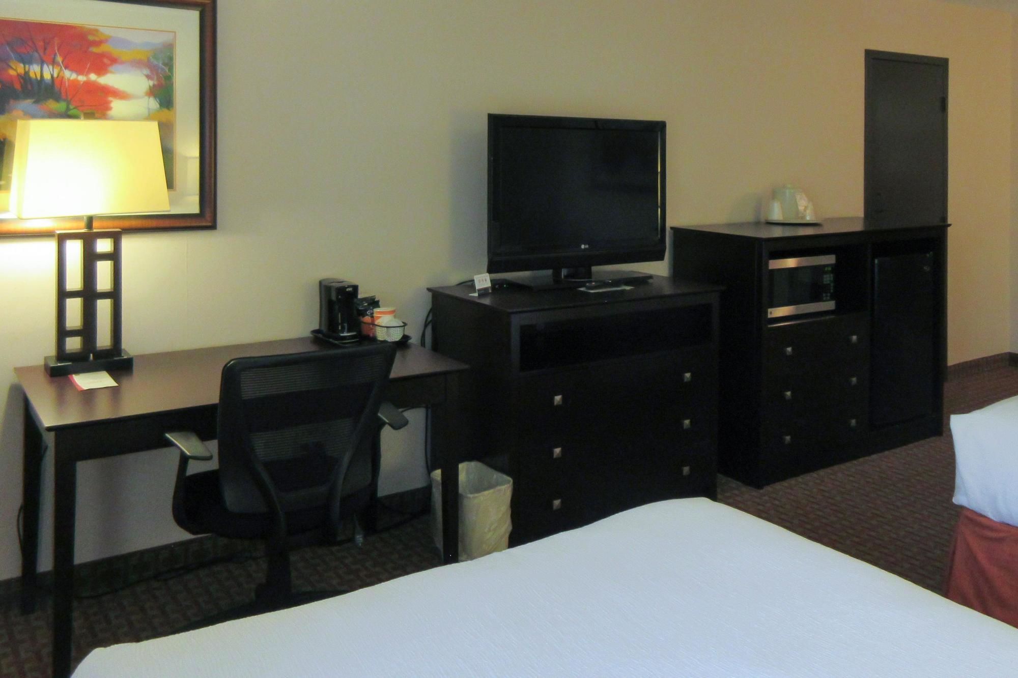 Clarion Hotel Convention Center