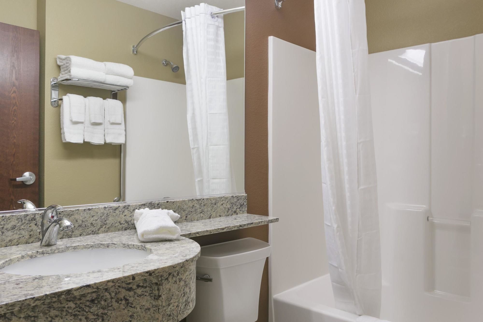 Microtel Inn & Suites by Wyndham Minot