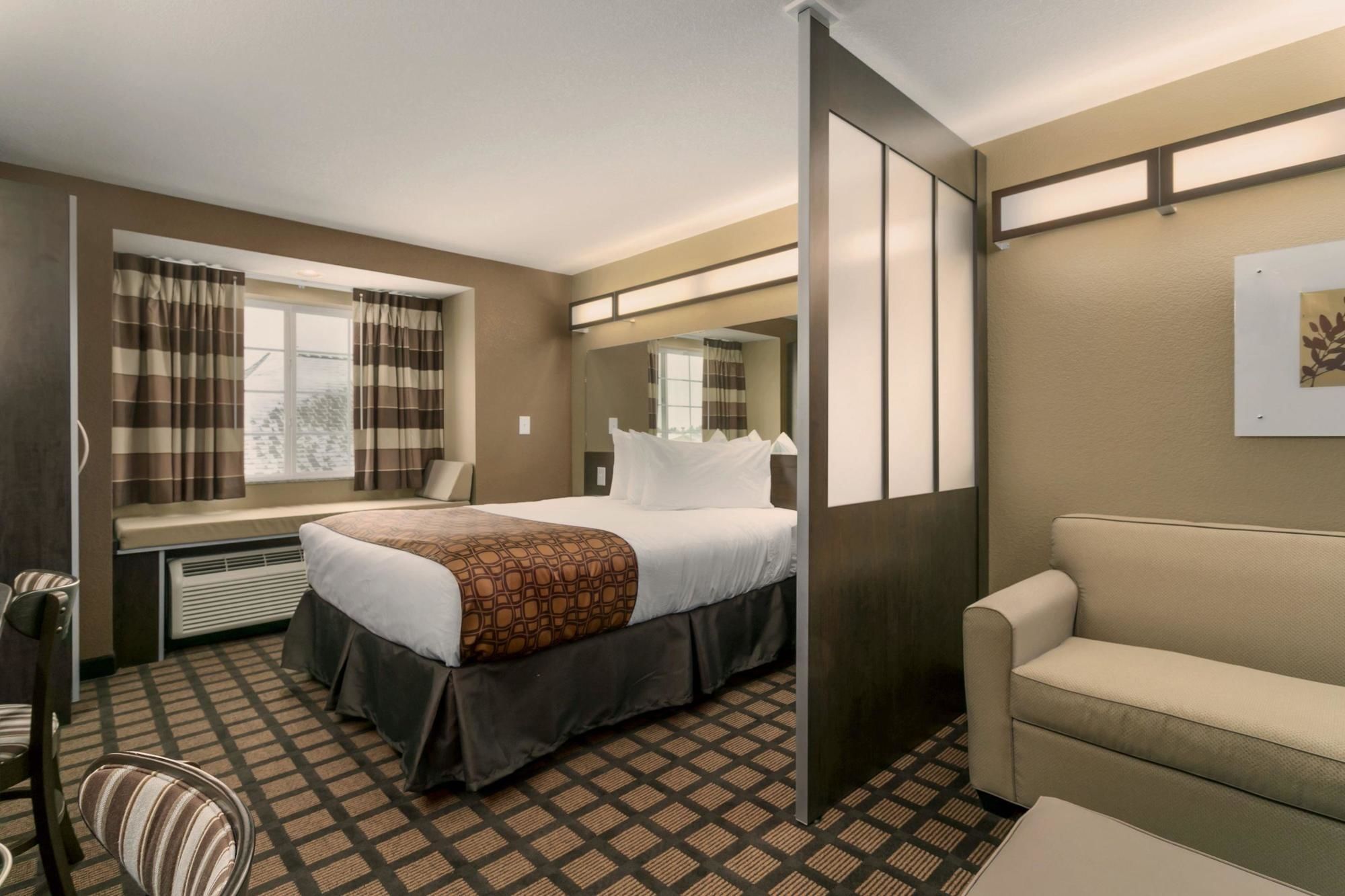 Microtel Inn & Suites by Wyndham Minot