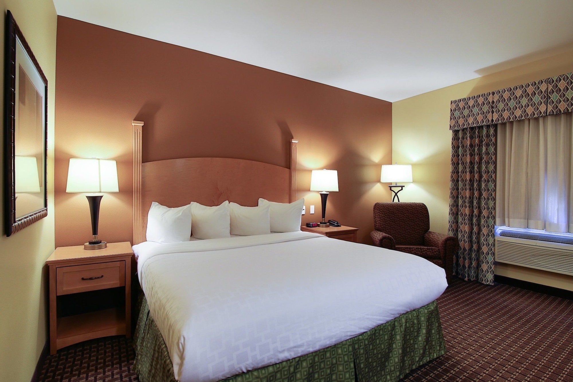 Hawthorn Extended Stay by Wyndham Minot