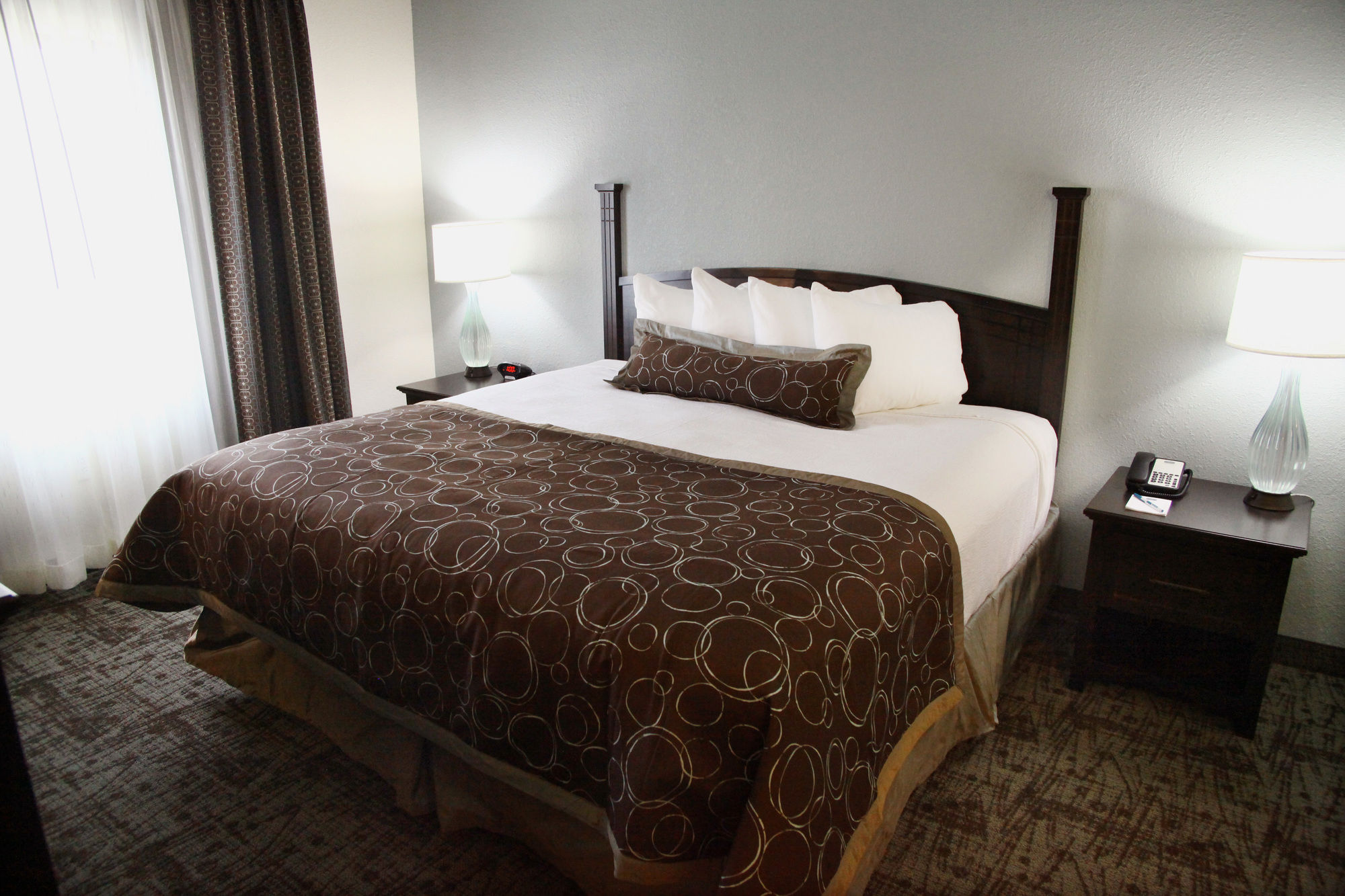 Staybridge Suites Minot