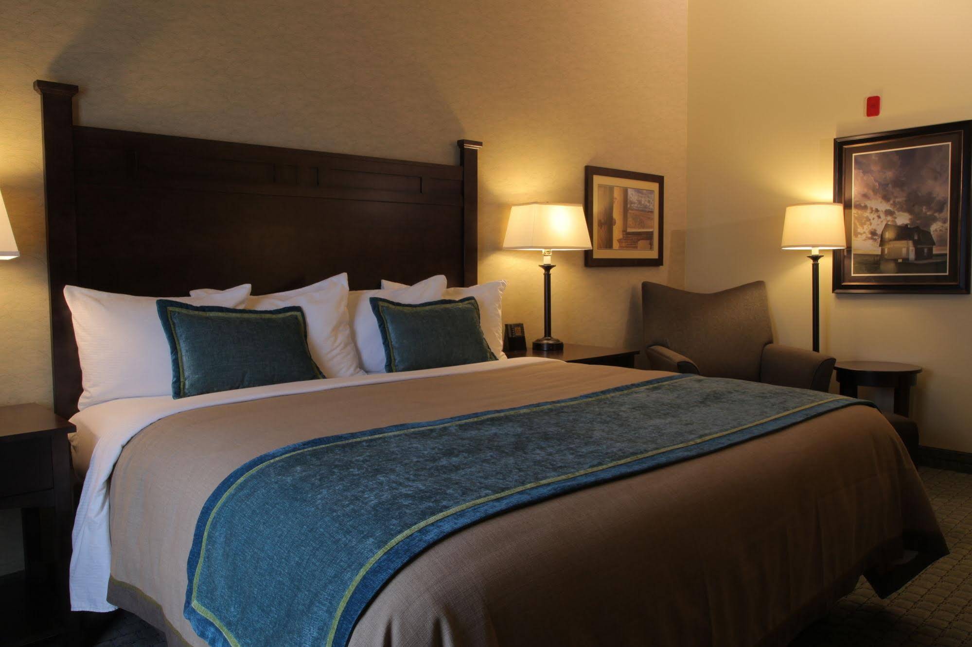 Little Missouri Inn & Suites New Town