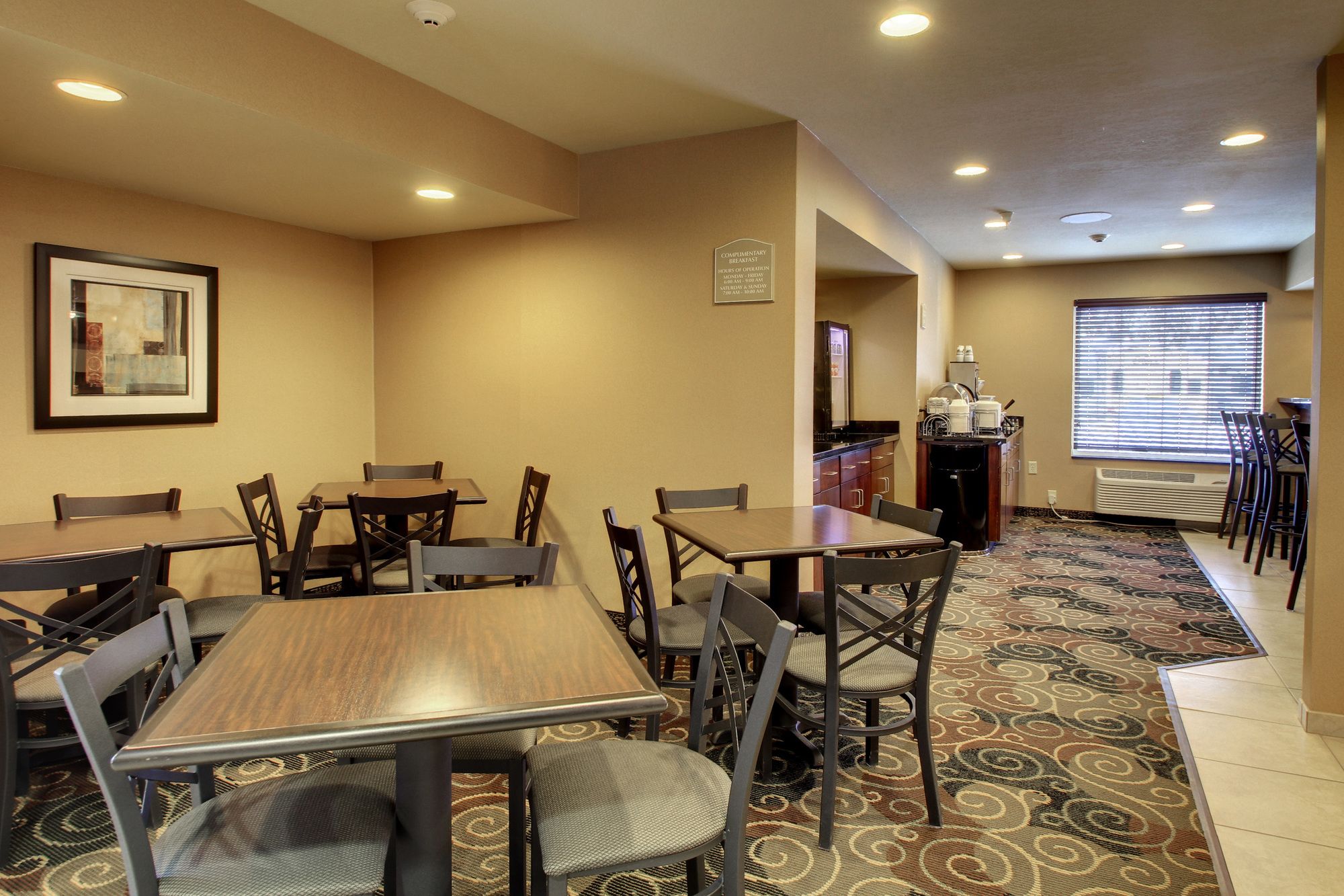 Cobblestone Inn & Suites Rugby