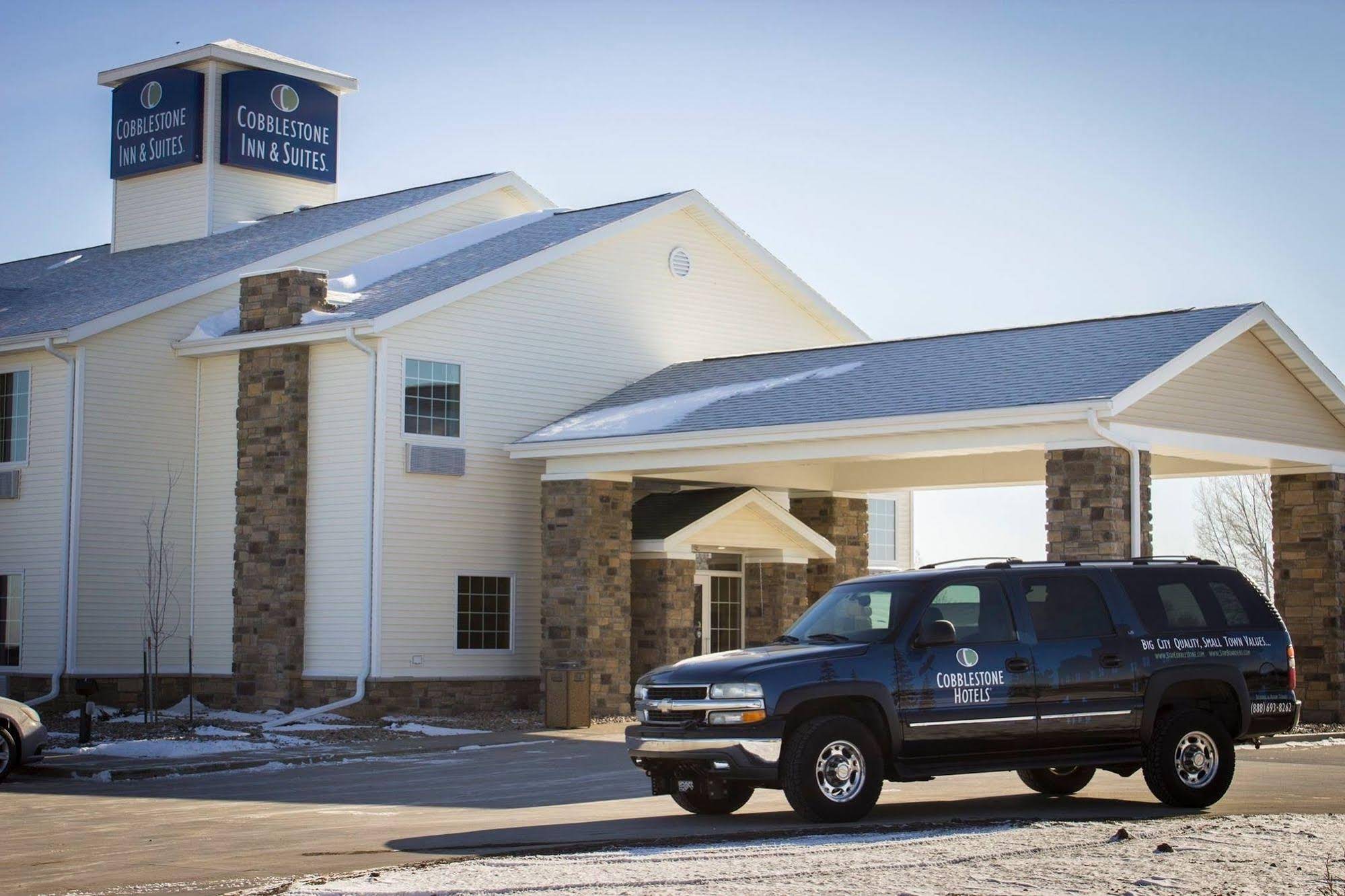 Cobblestone Inn & Suites Steele ND