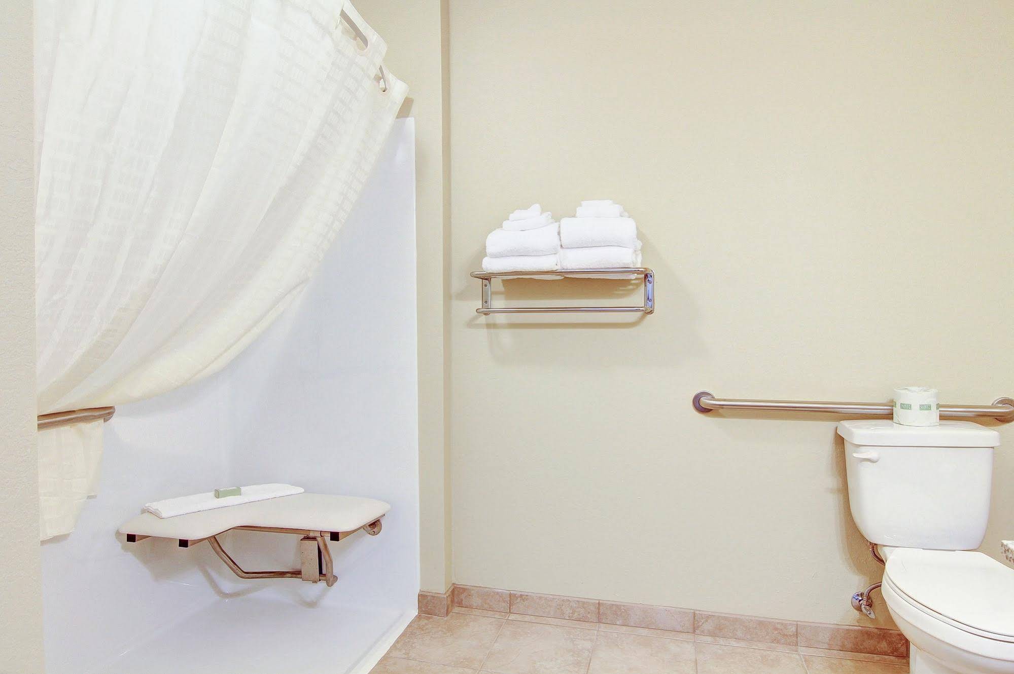 Cobblestone Inn & Suites Steele ND