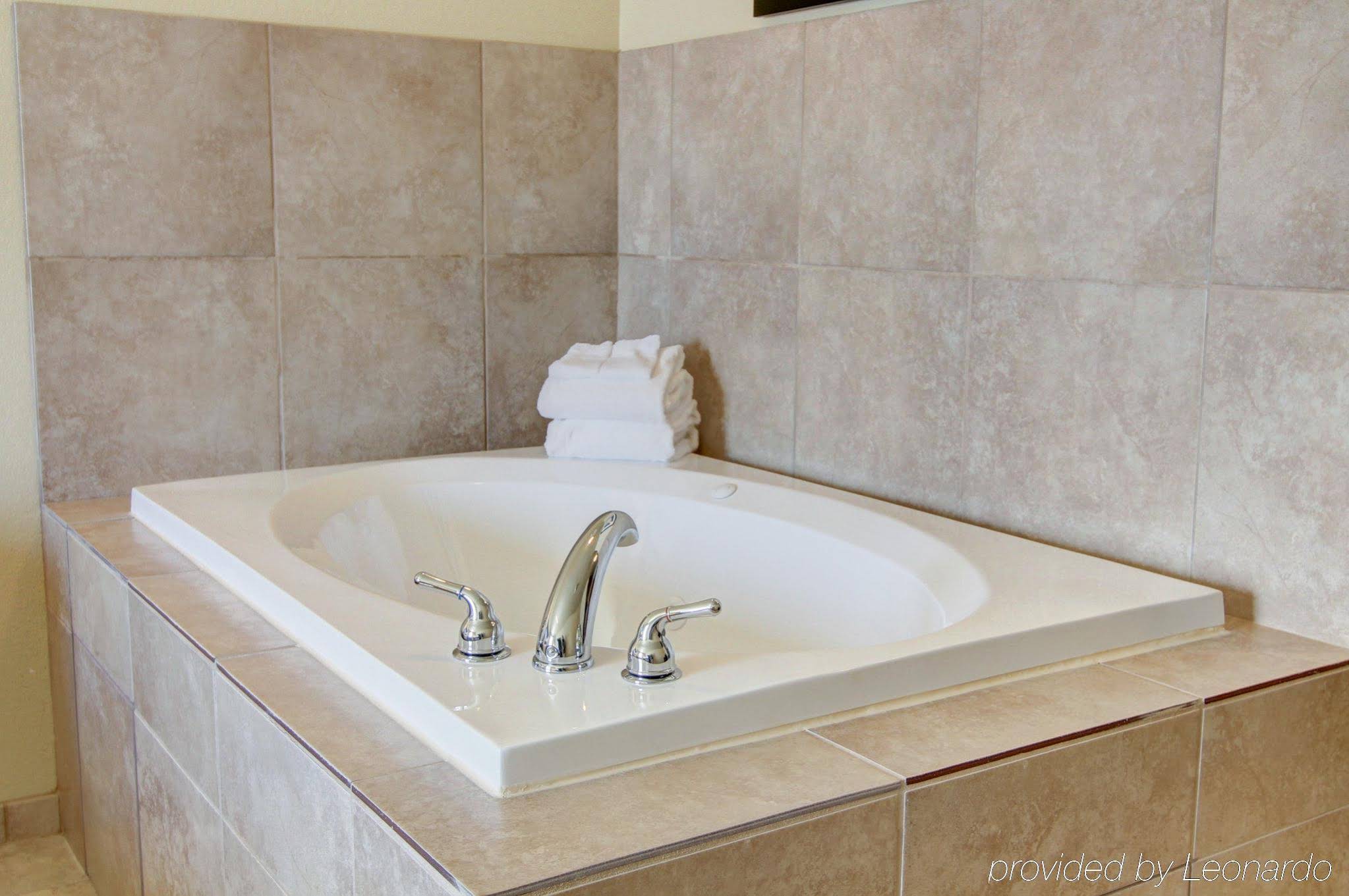 Cobblestone Inn & Suites Steele ND
