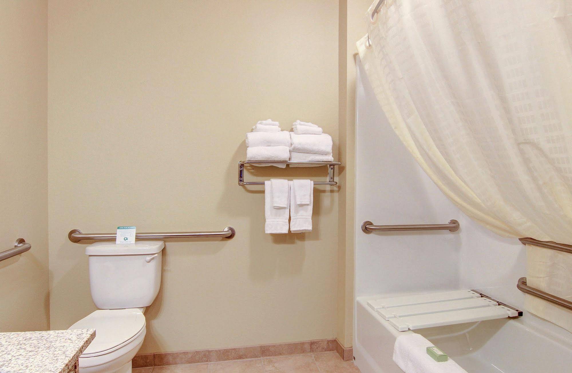 Cobblestone Inn & Suites Steele ND
