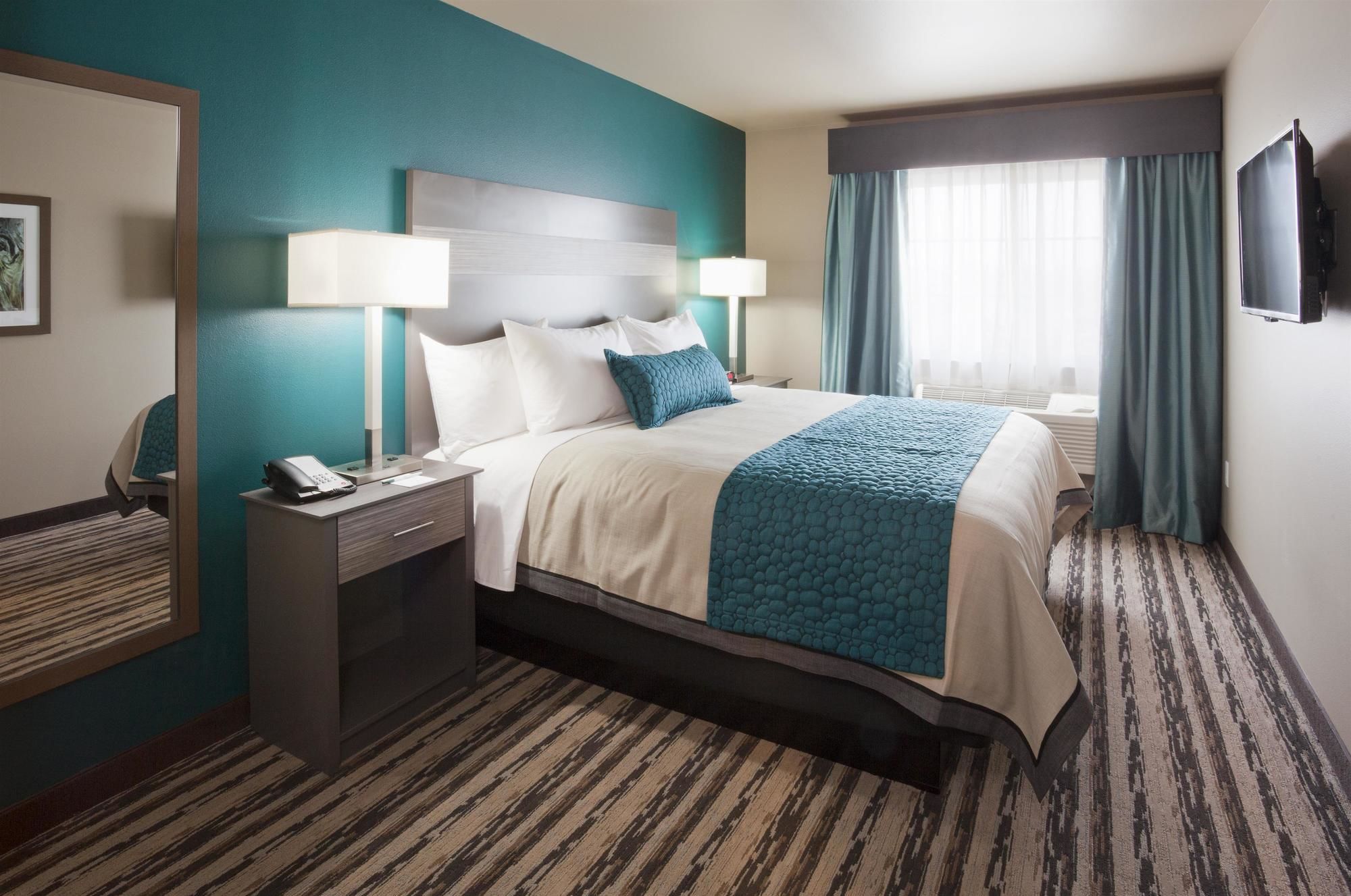 GrandStay Valley City